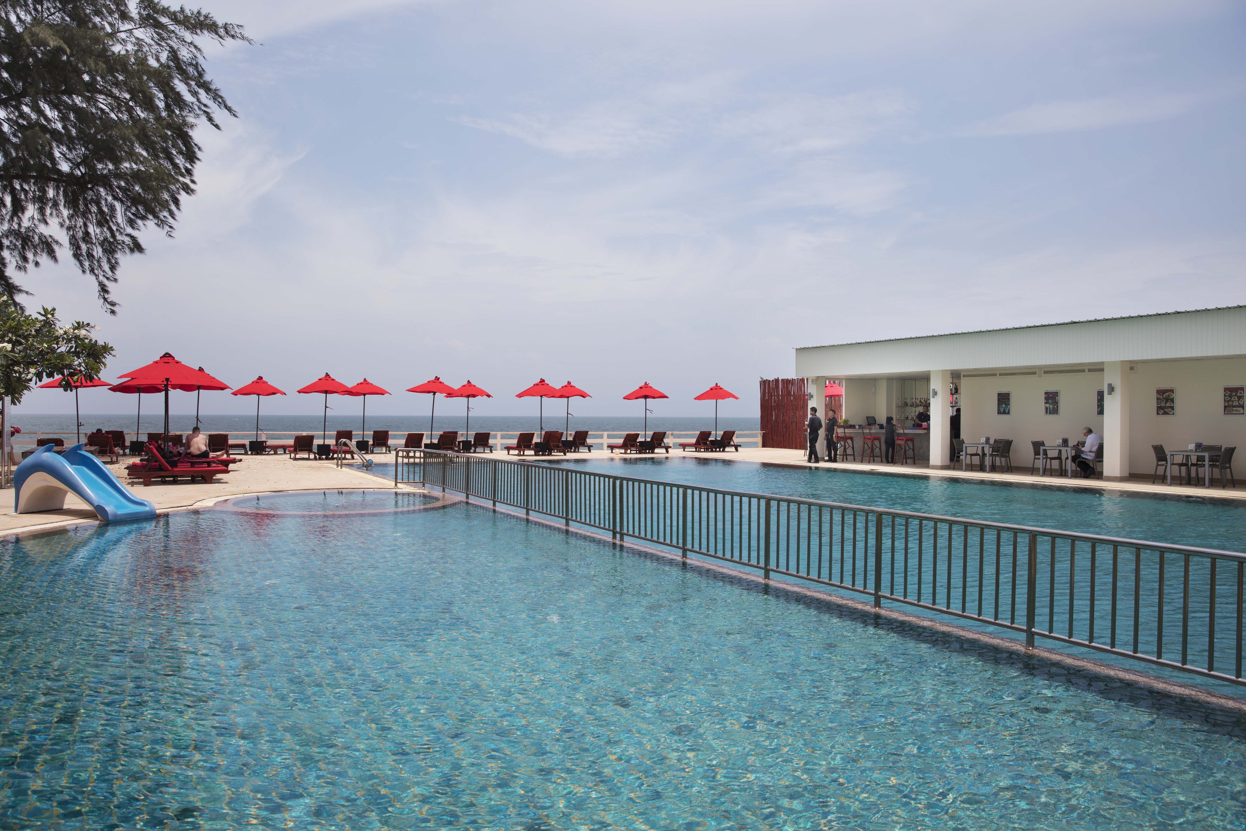 Piscina deschisă