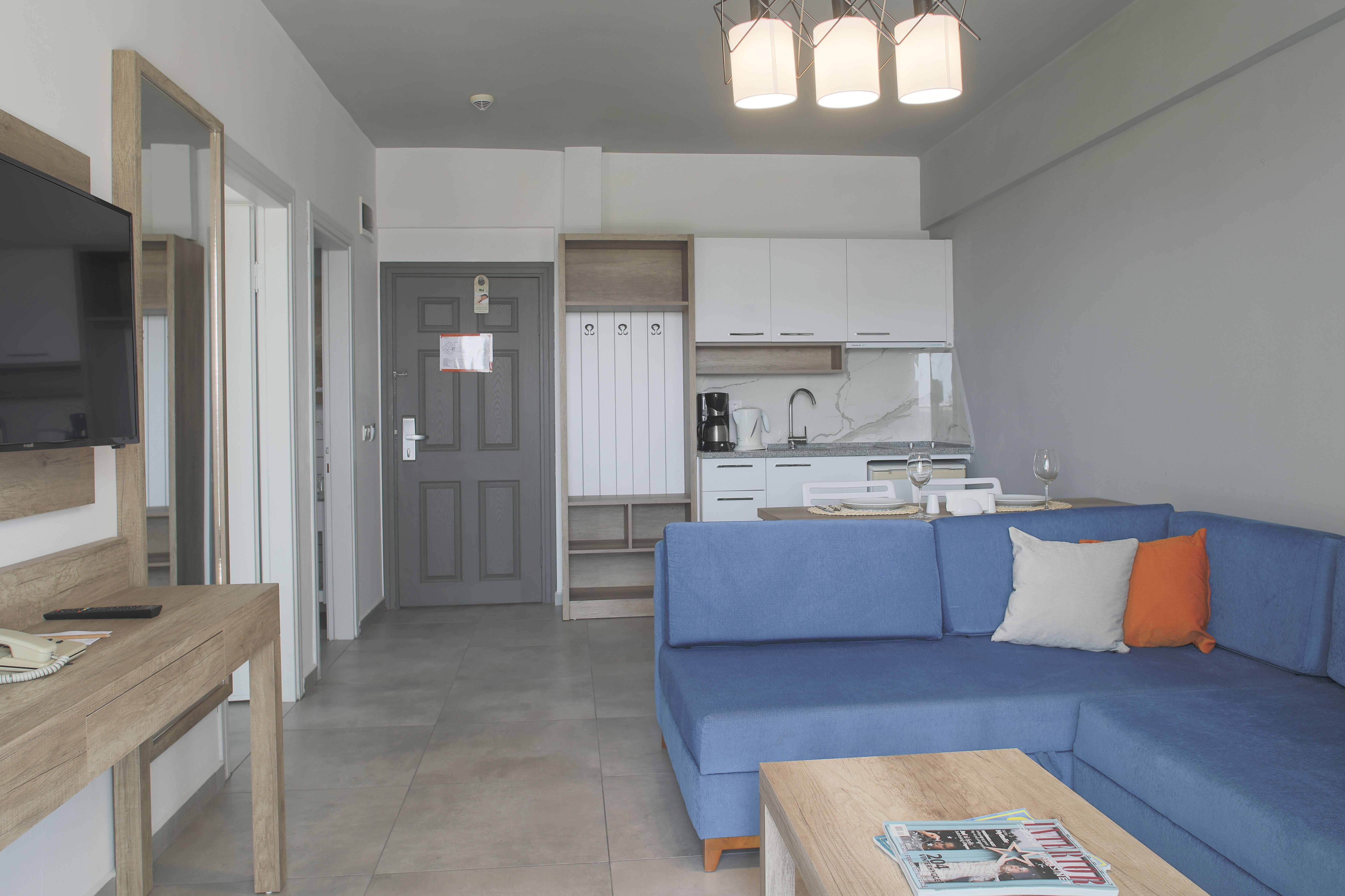 COMFORT 1 BEDROOM LAND VIEW