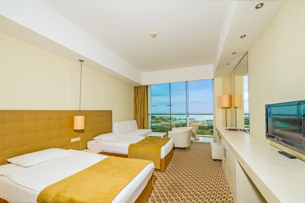 HOTEL STANDARD ROOM SEA VIEW