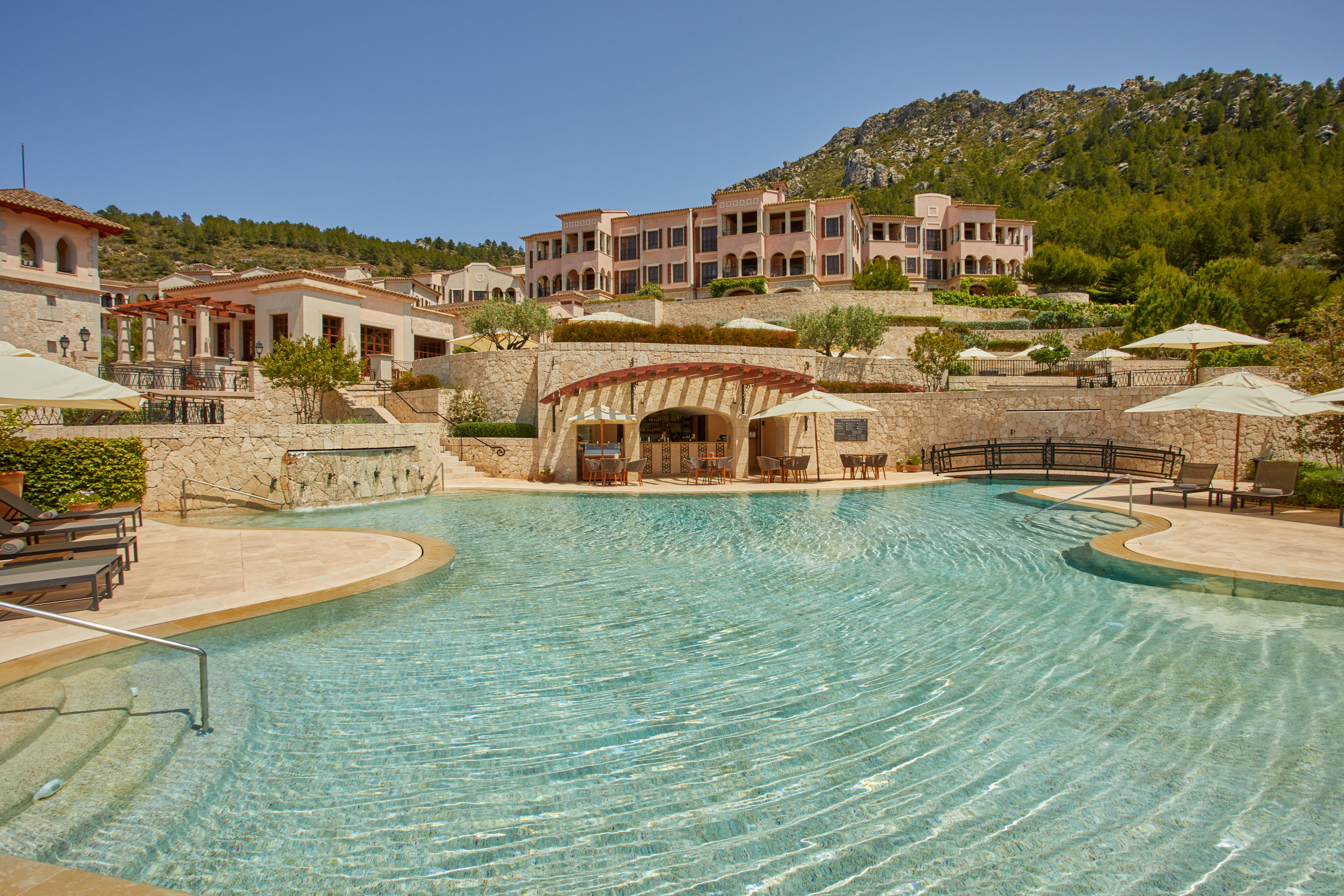 Piscina deschisă