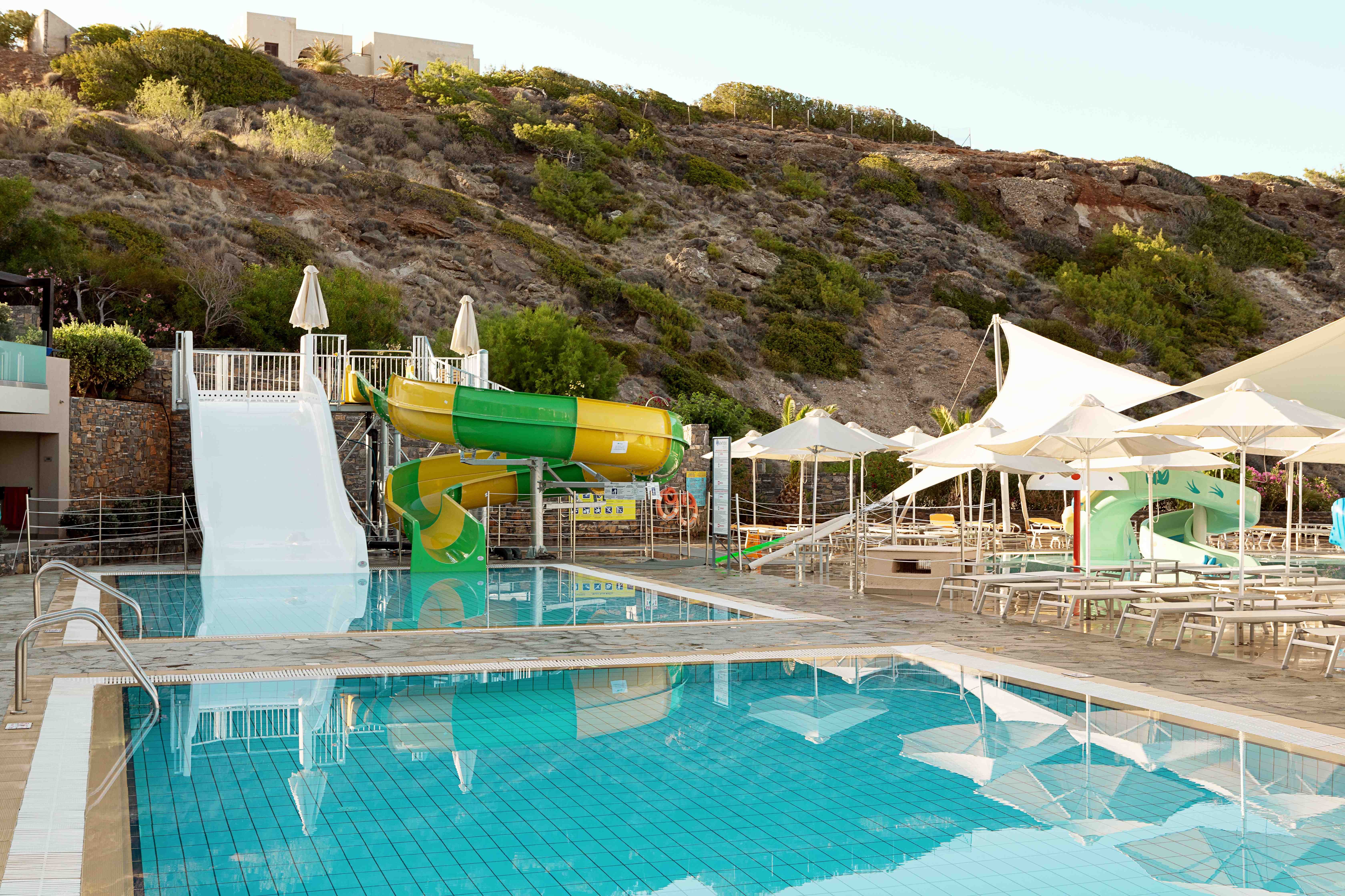 Piscina exterioara pentru copii