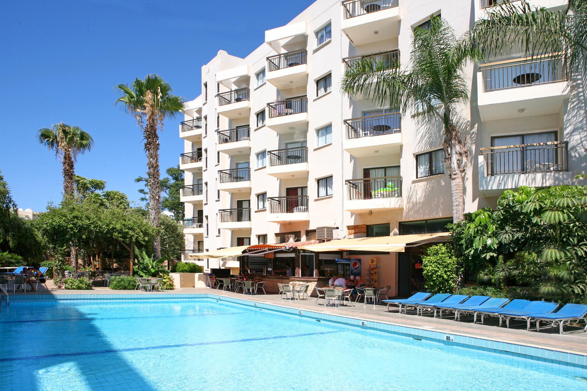 Piscina deschisă
