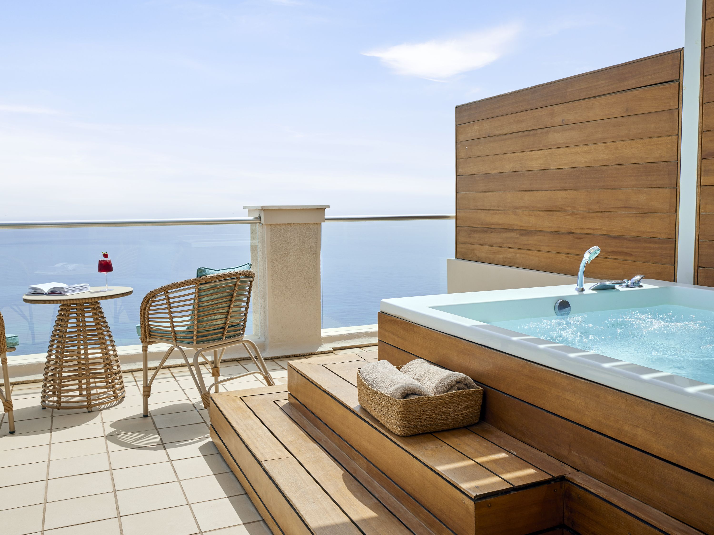Junior Suite Grand Terrace Whirlpool Sea View Panorama