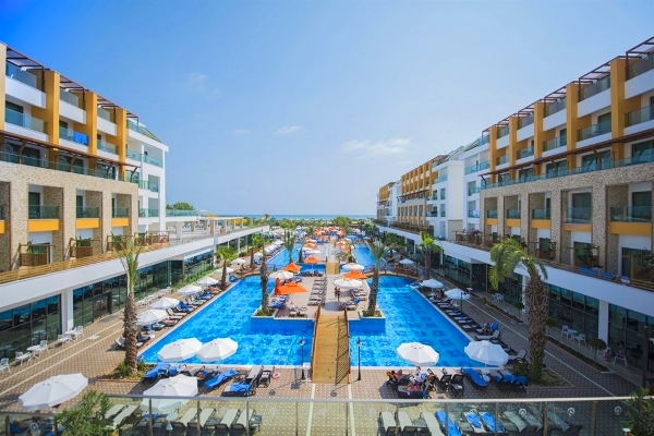 Belek, Hotel Port Nature Luxury Resort, piscina exterioara, mare.jpg