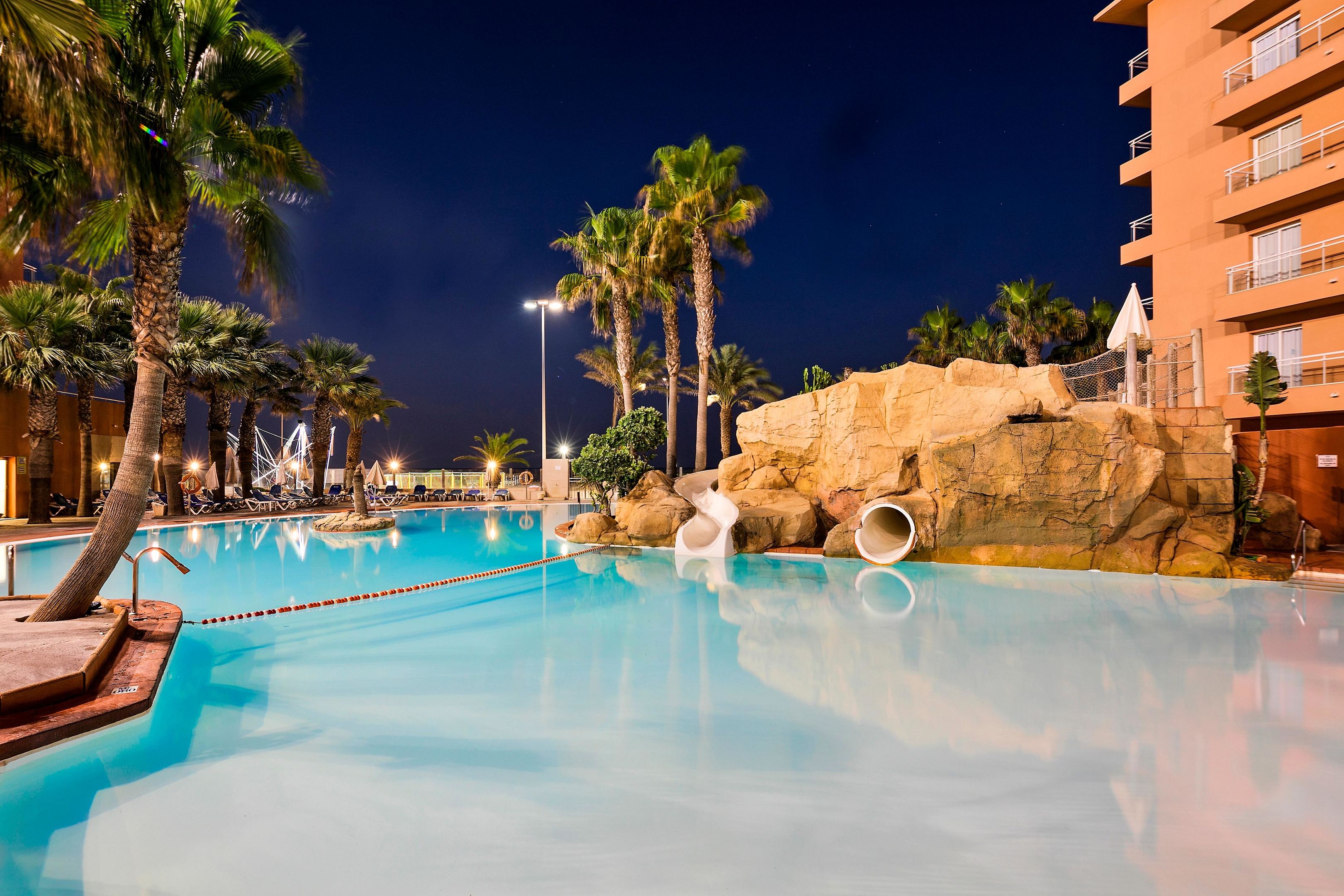 Piscina deschisă