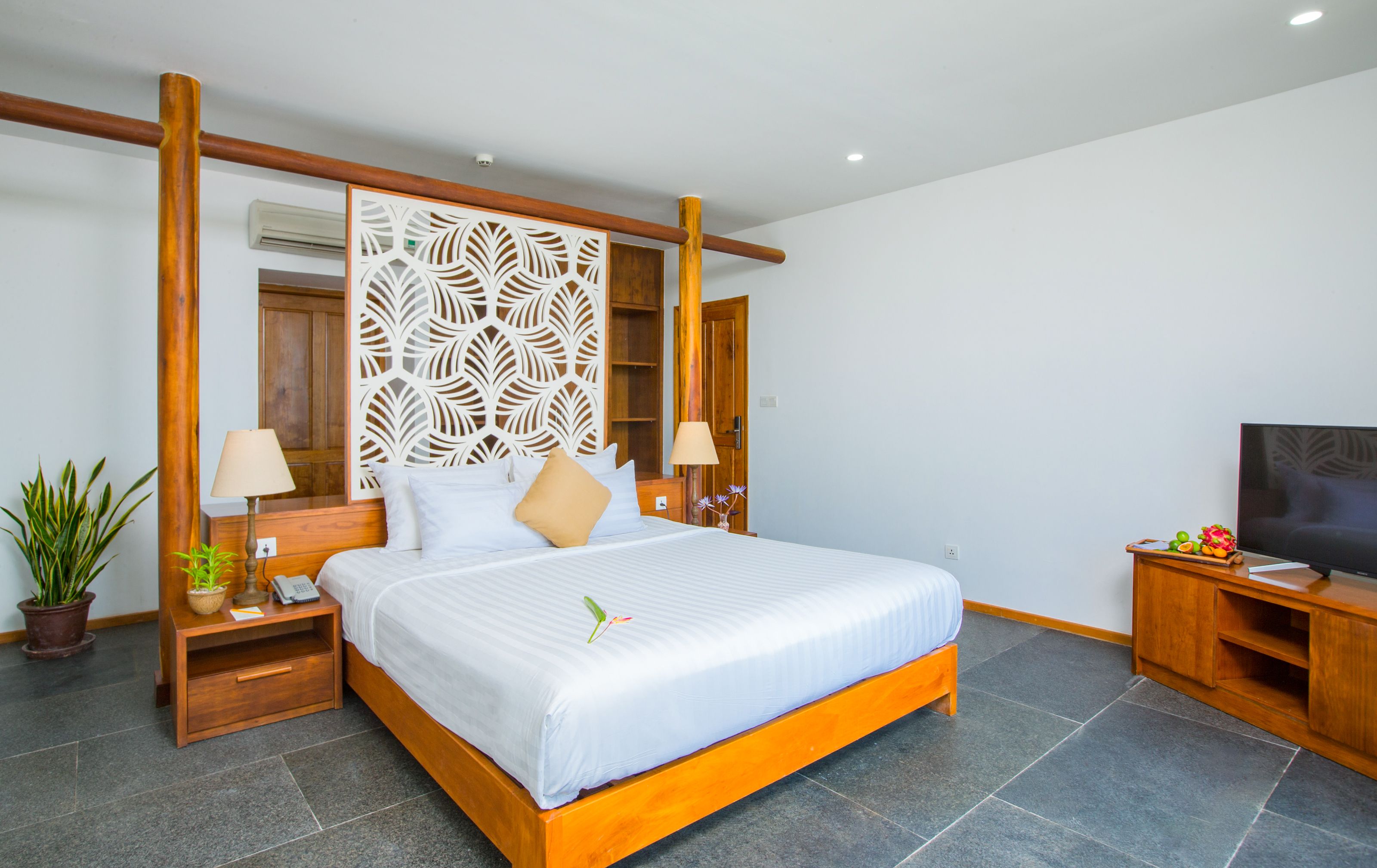 3-BEDROOM OCEAN PREMIER POOL VILLA 