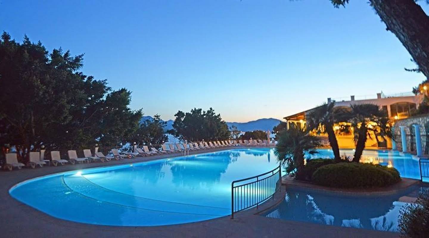 Piscina deschisă