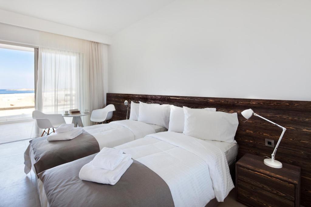 Superior Room (SeaView) 