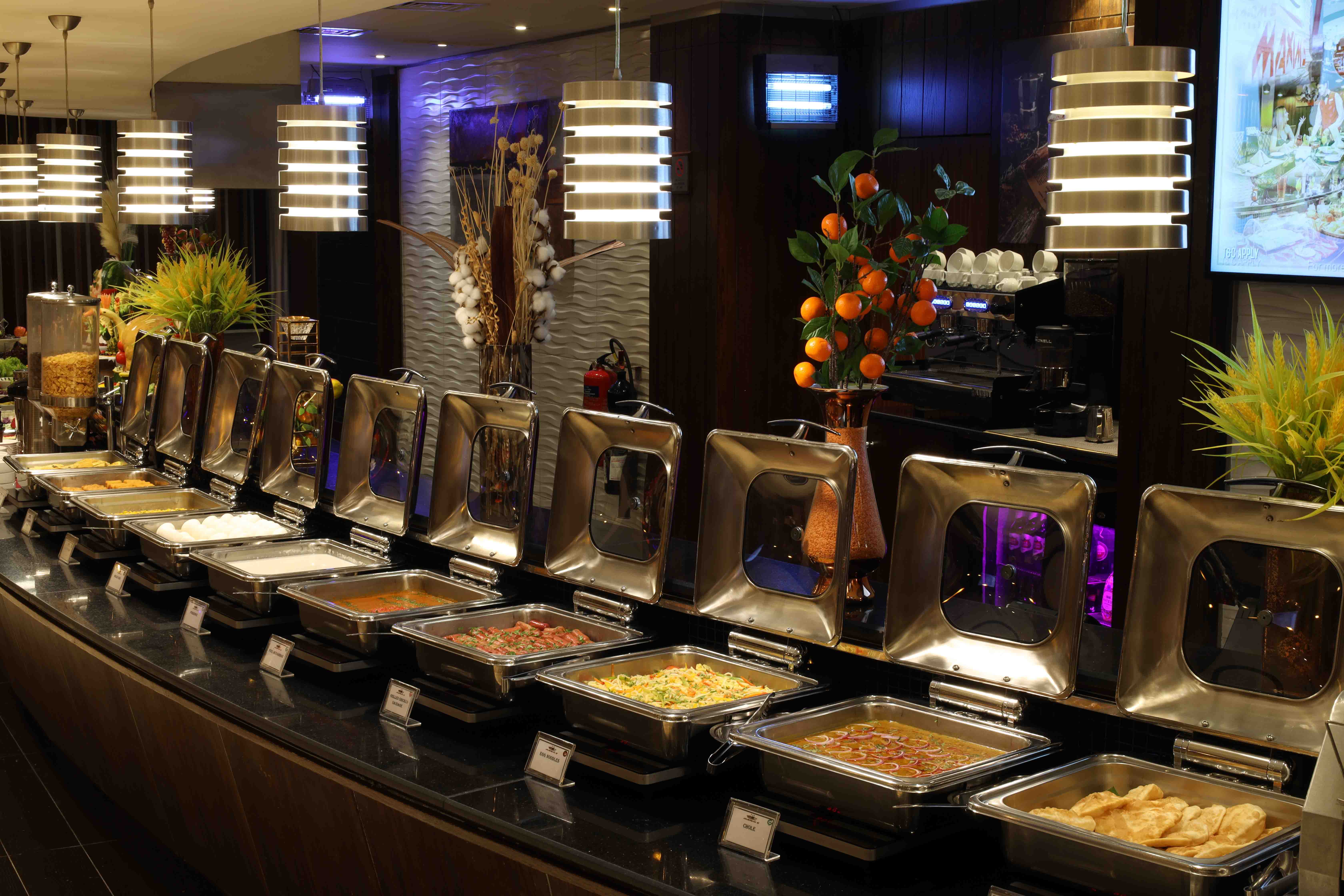 Main Restaurant 