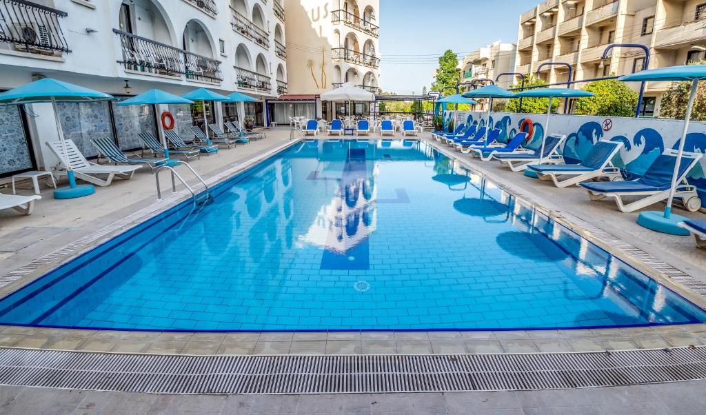 Piscina deschisă