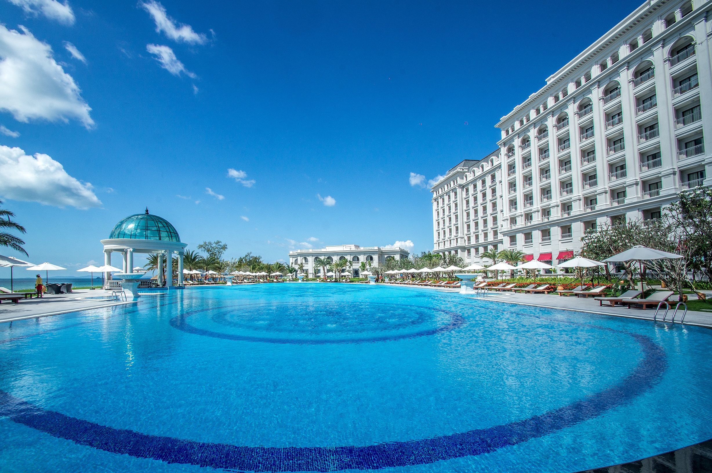Piscina deschisă
