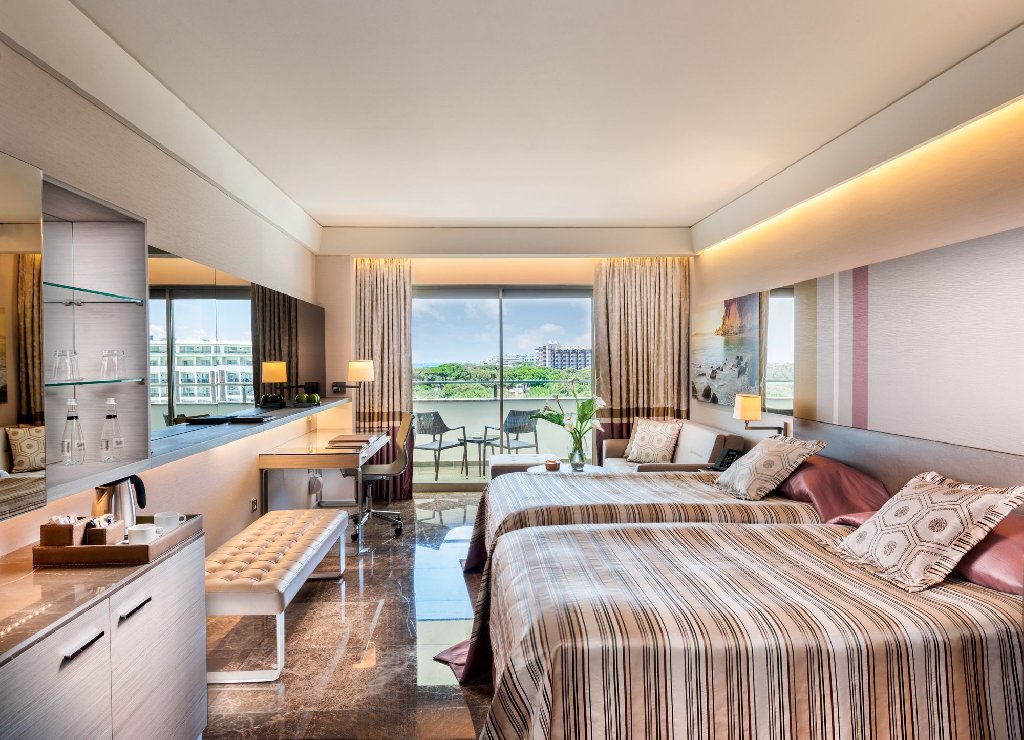 Rixos Premium Belek  camera cu paturi duble si balcon