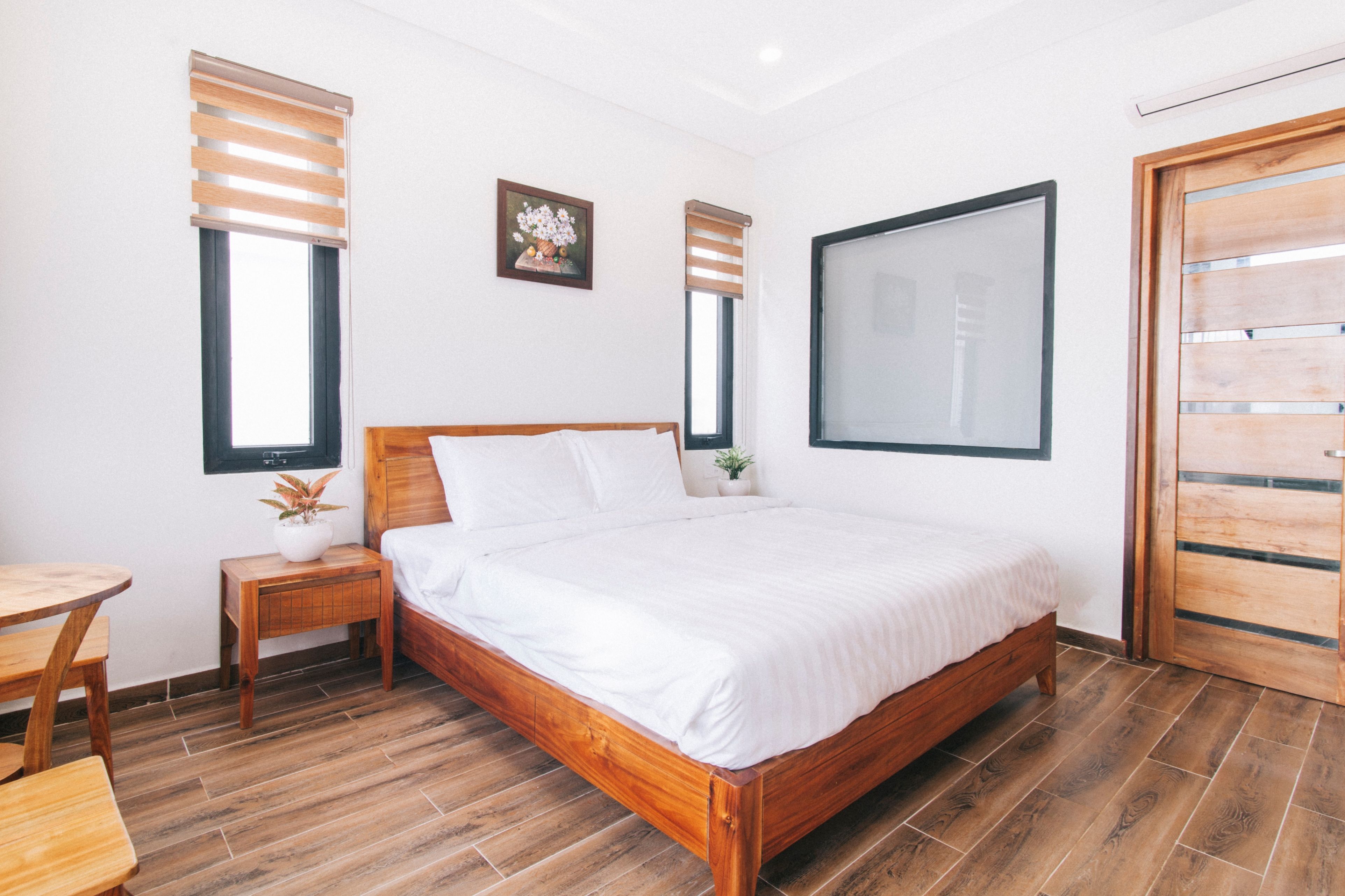 DELUXE DOUBLE ROOM