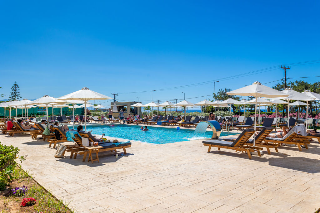 Piscina deschisă