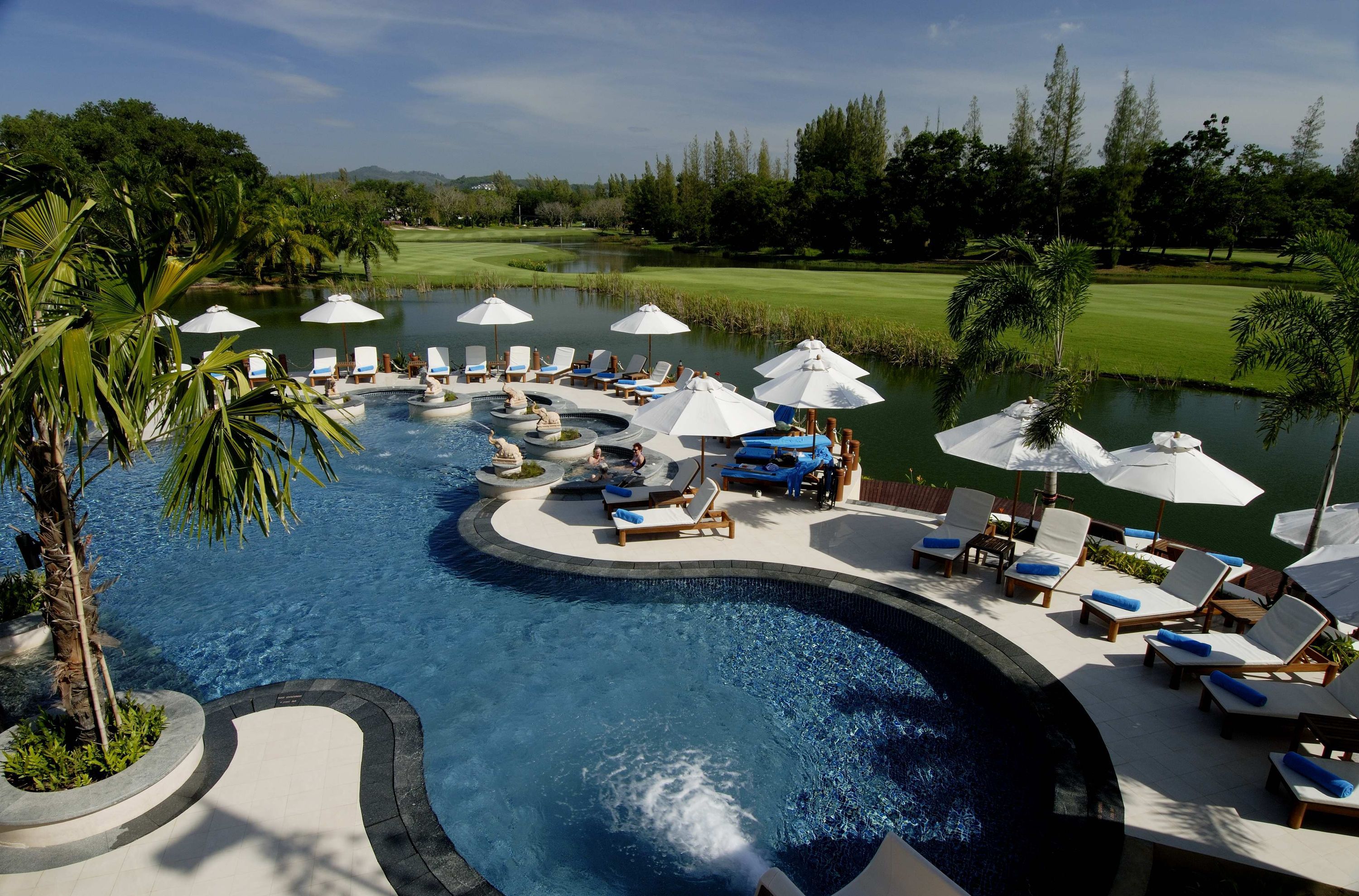 Piscina deschisă