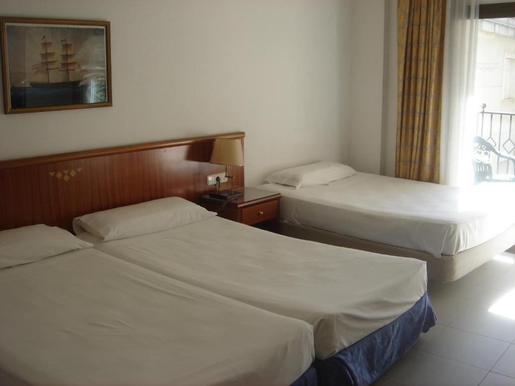 Room Standard Triple 