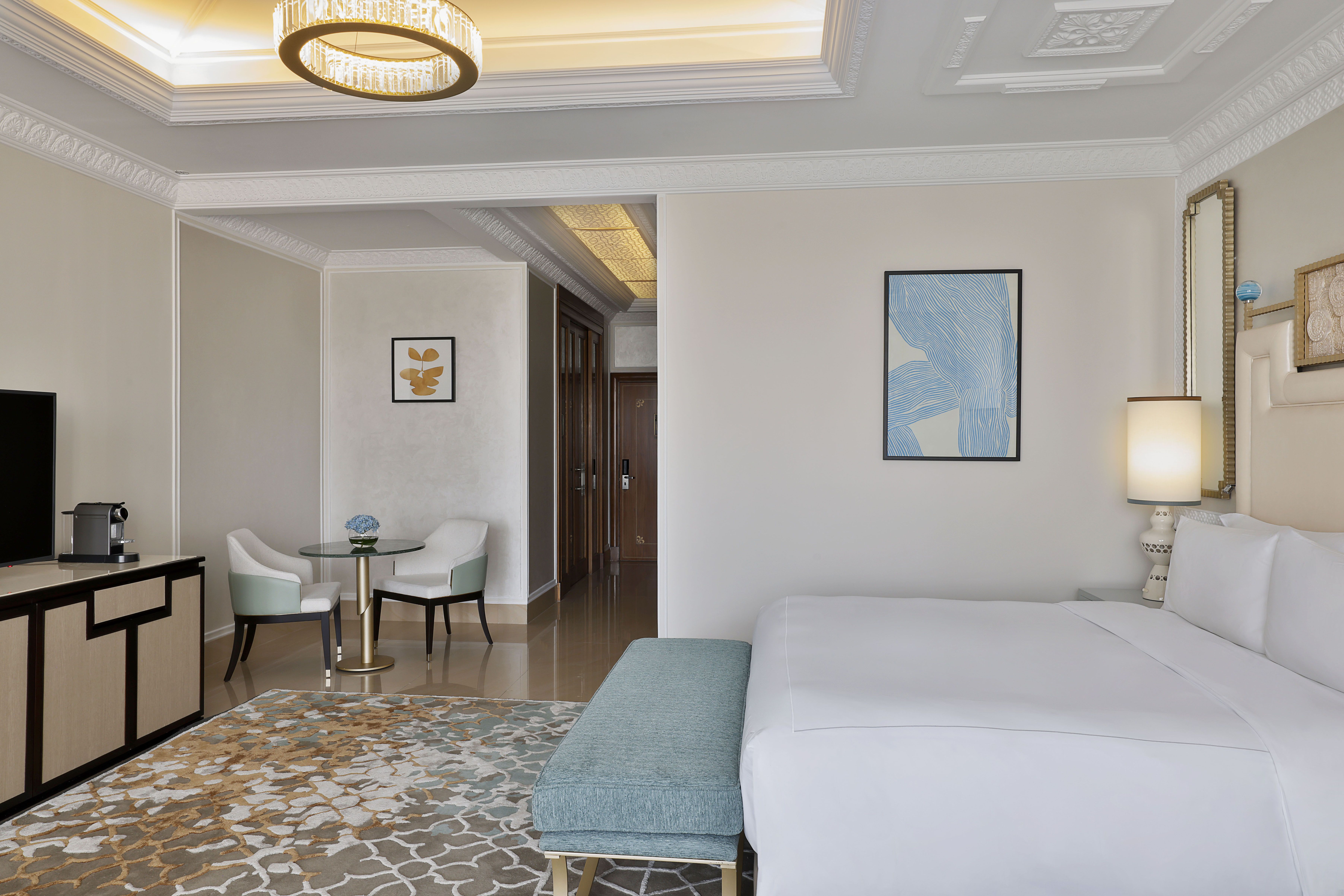  King Premier Golf Course View Room