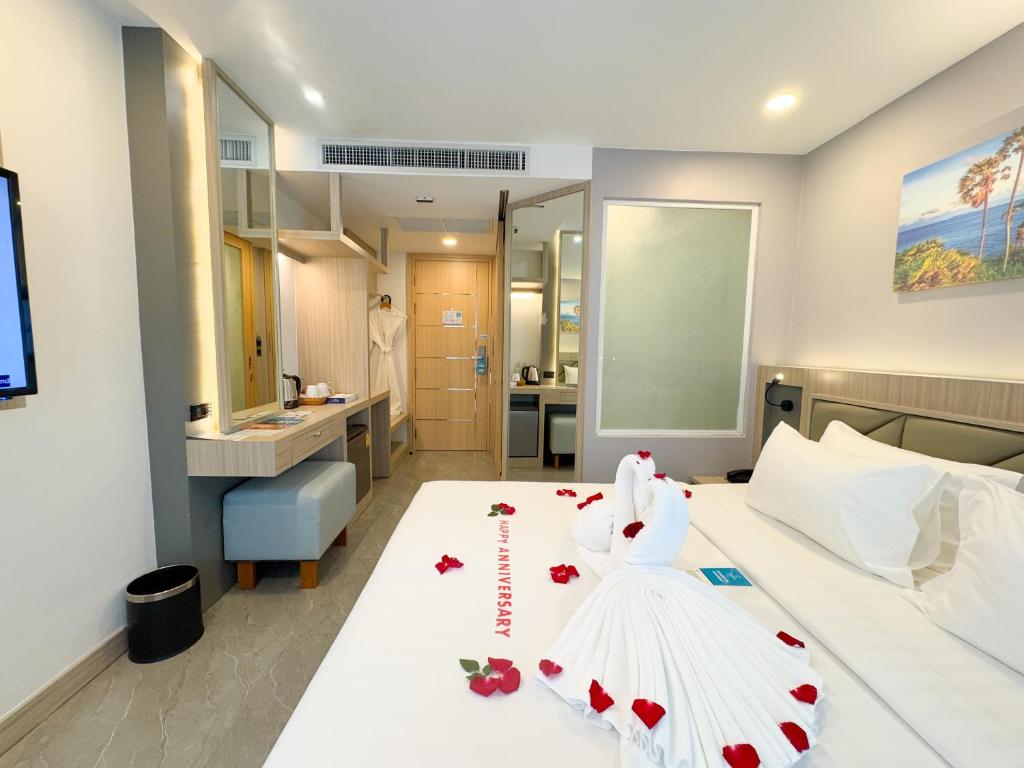 Superior Standard King Room Balcony