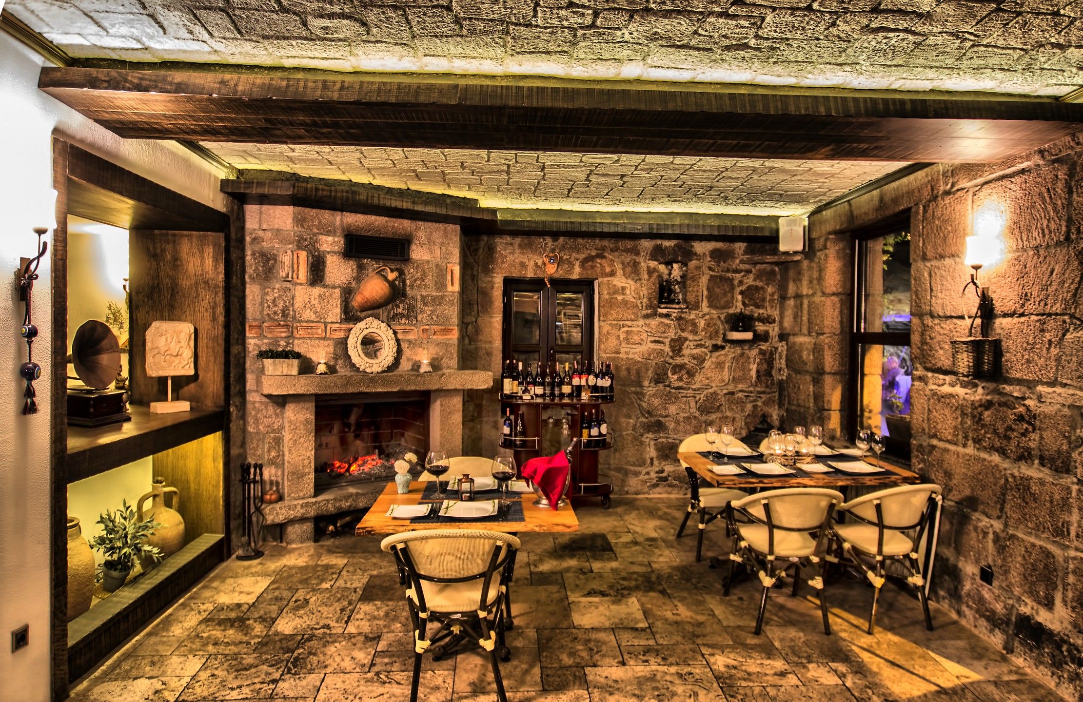 ANA RESTORAN