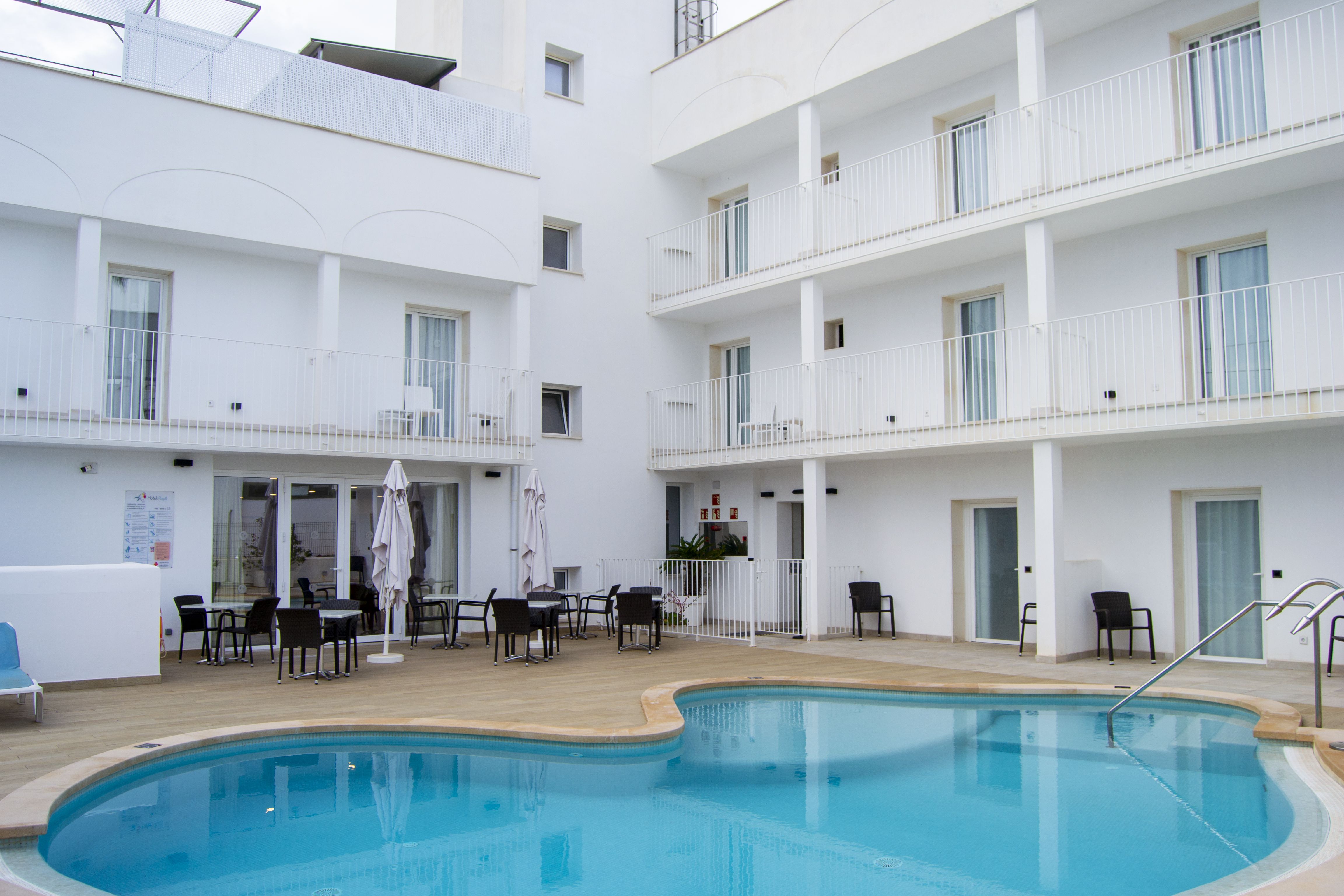 Piscina deschisă