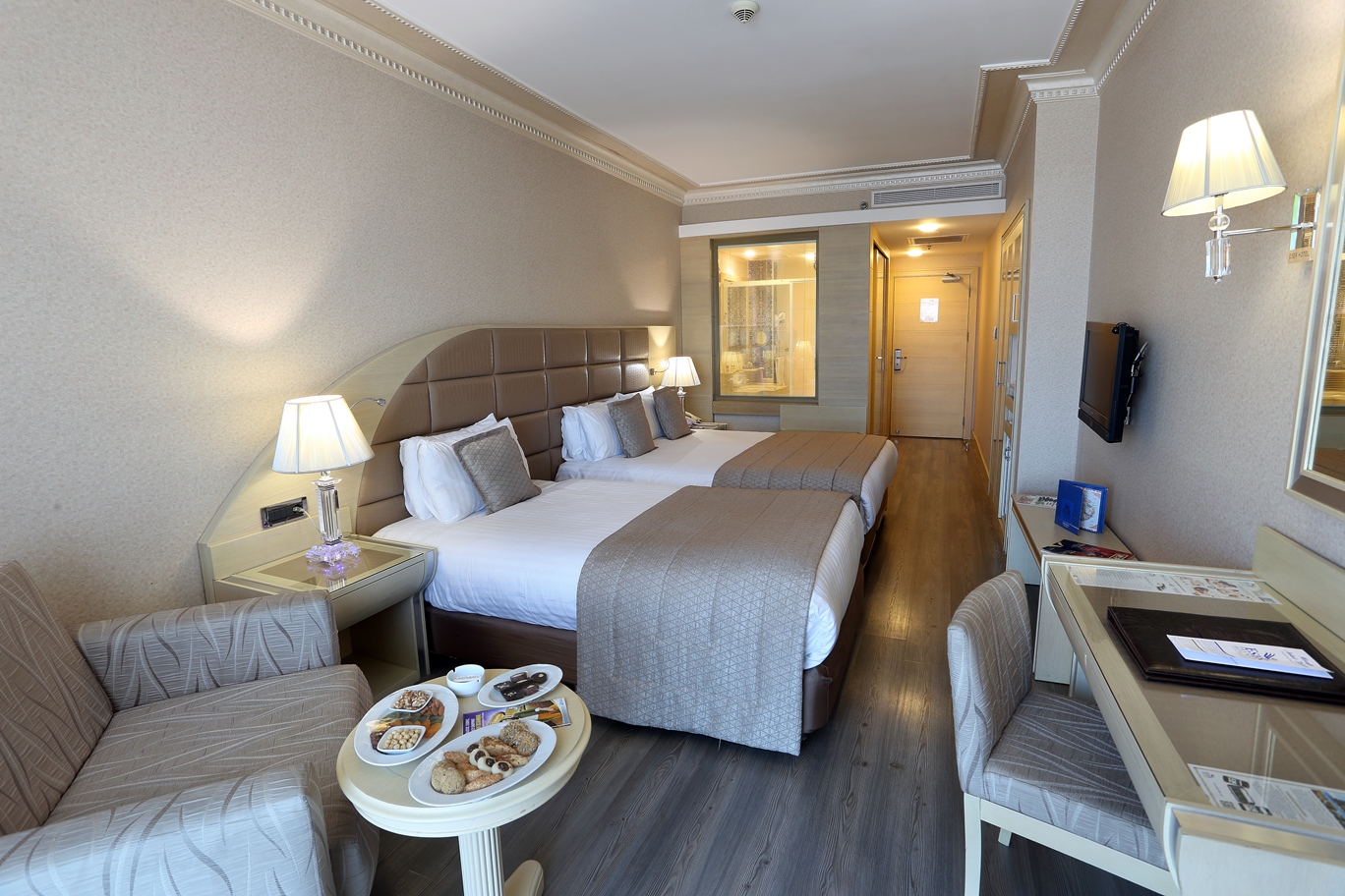 Room LUXURY