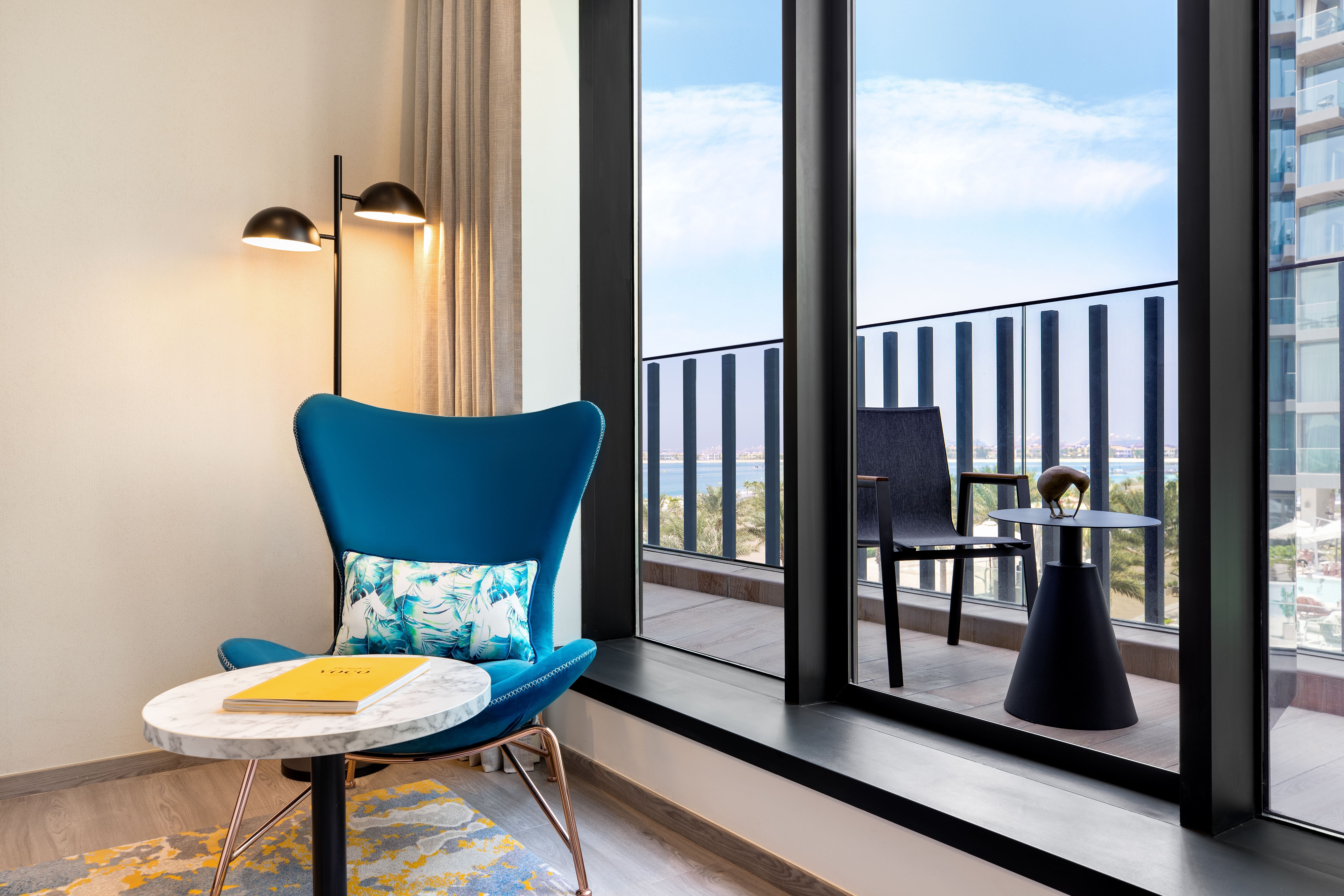 Side Sea View with Balcony