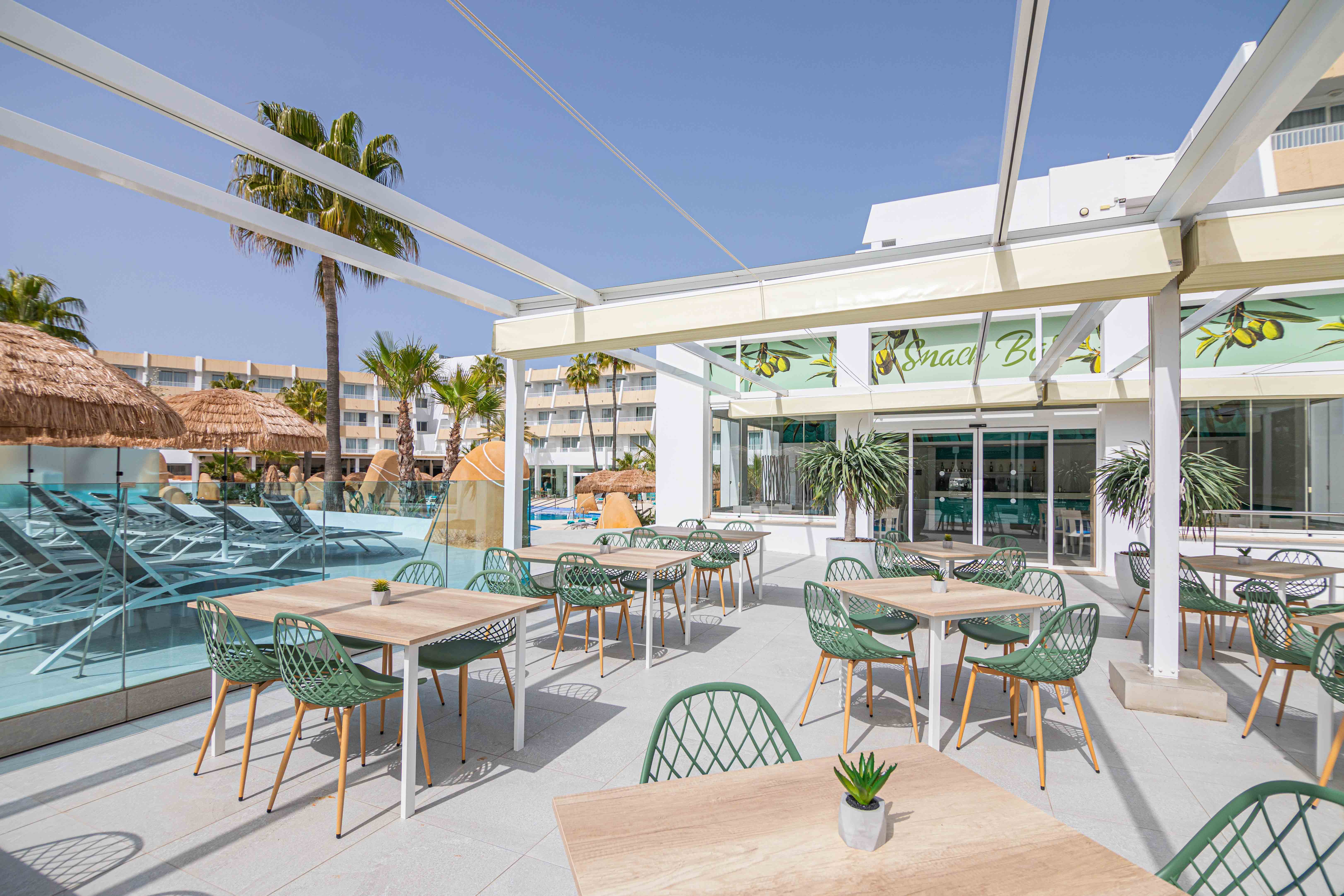 MAIN RESTAURANT