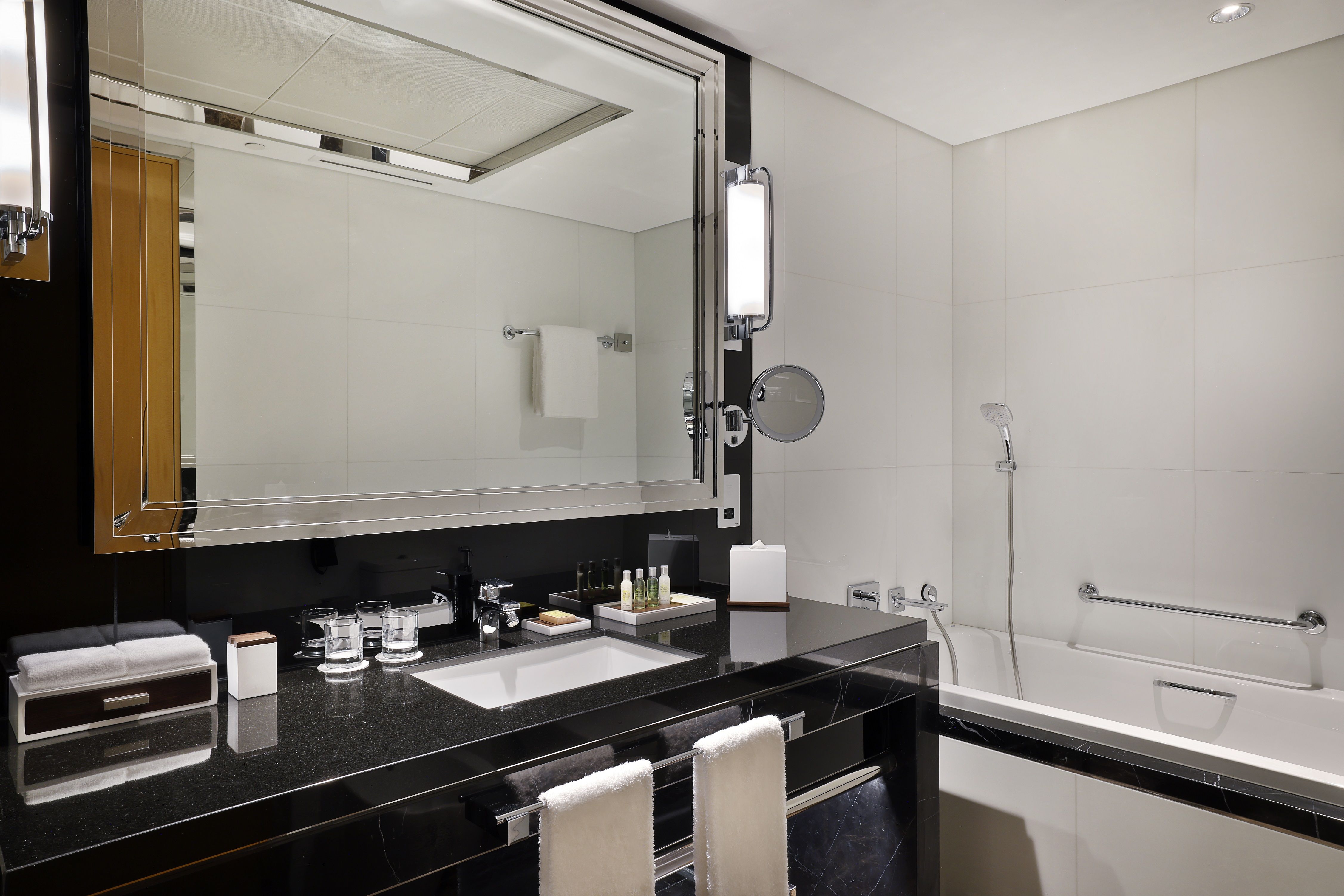 TWIN GUEST ROOM