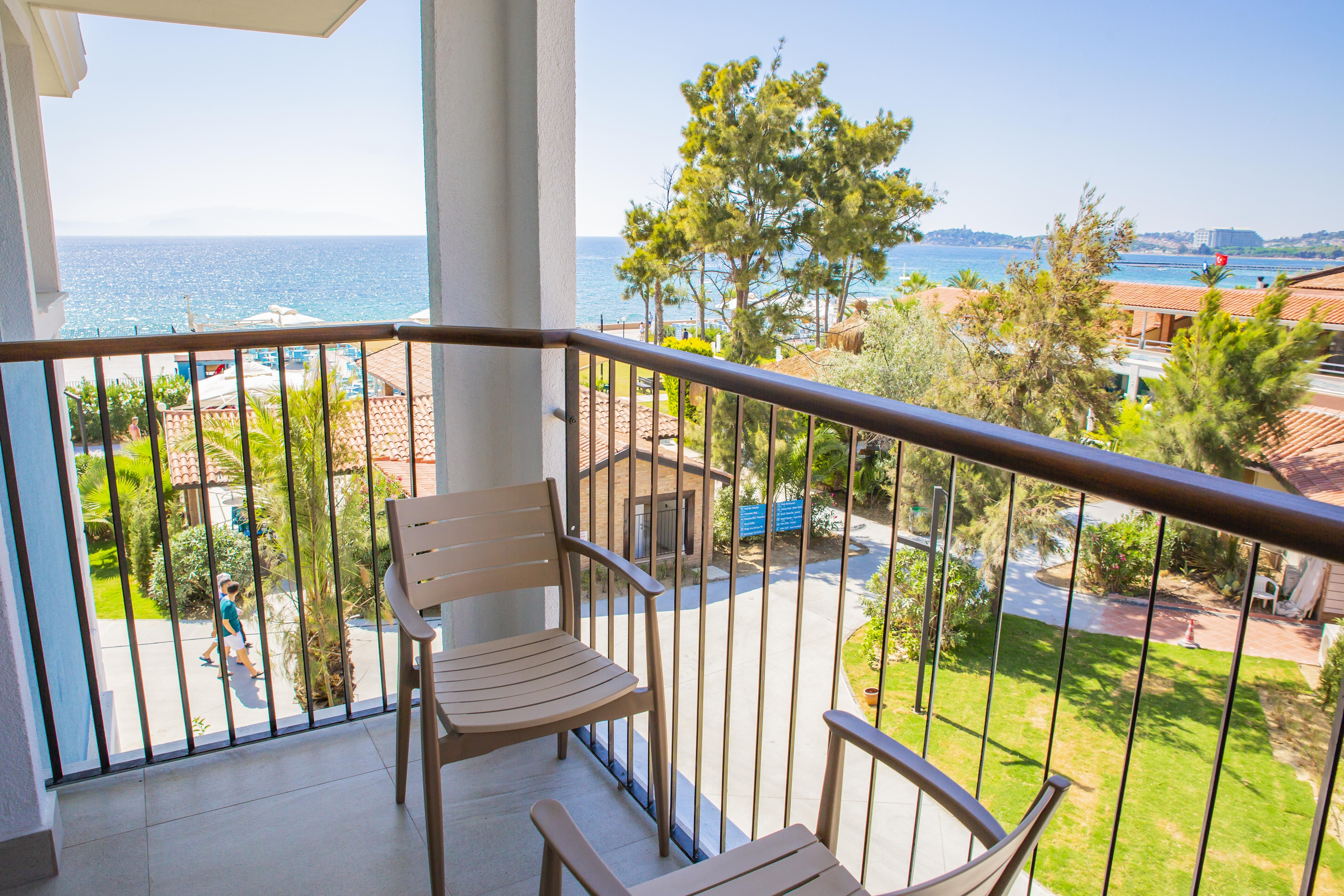 SUPERIOR ROOM SEA VIEW WITH BALCONY