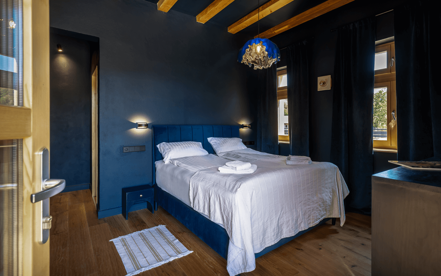 Casa Cal Blue Room
