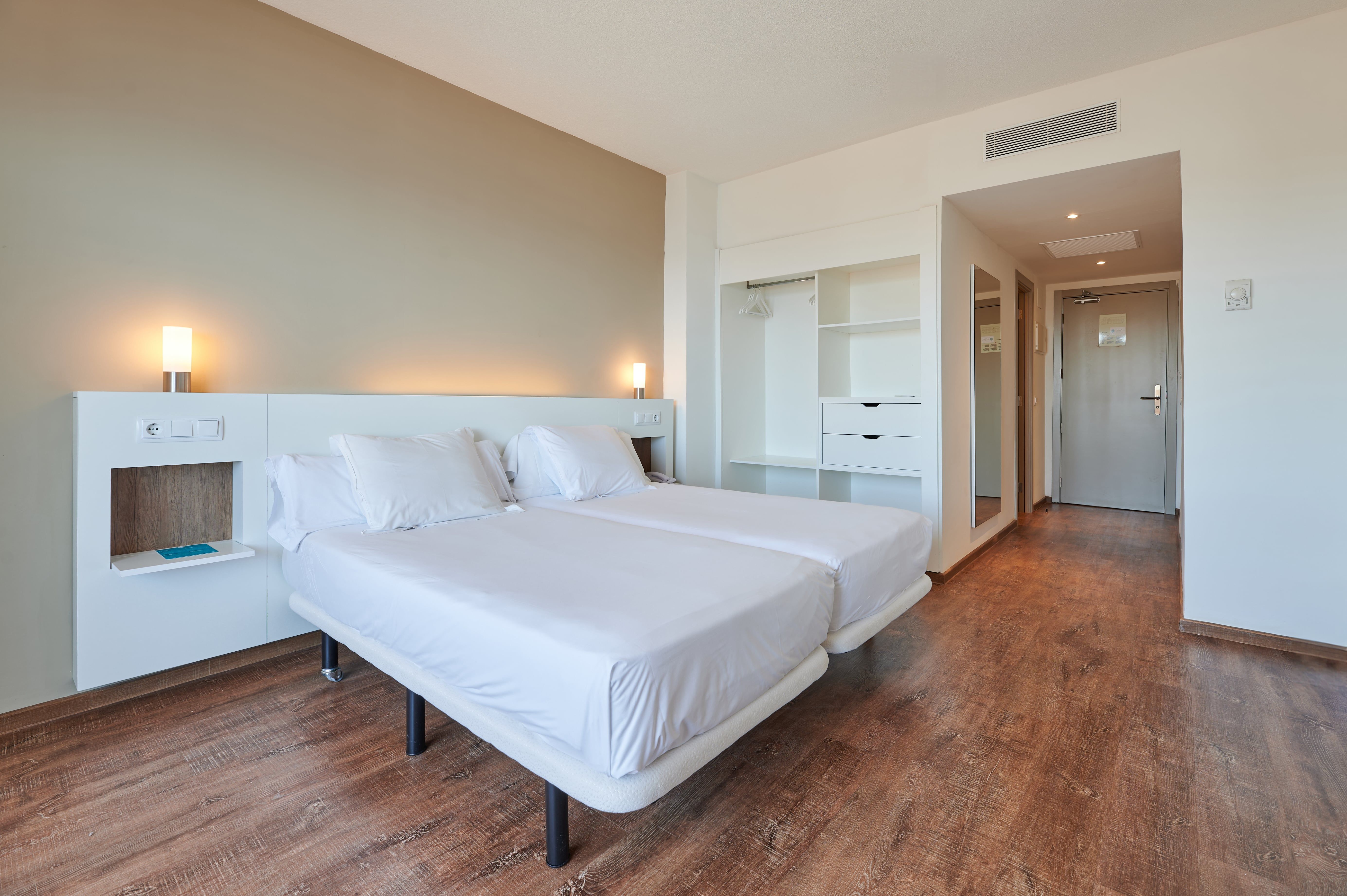 ROOM DOUBLE SEA VIEW (BALCONY)