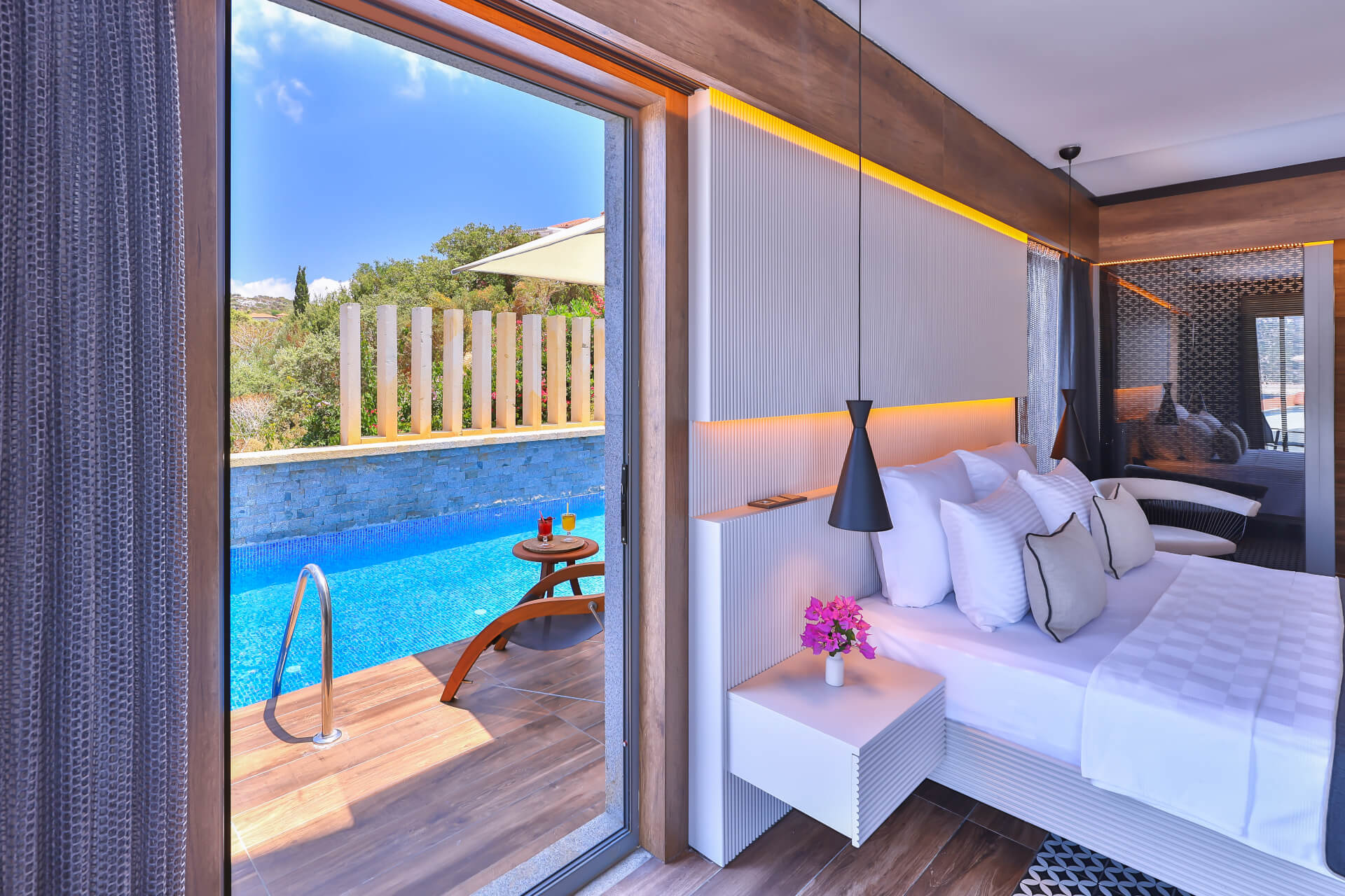 PREMIUM ROOM WITH PRIVATE POOL