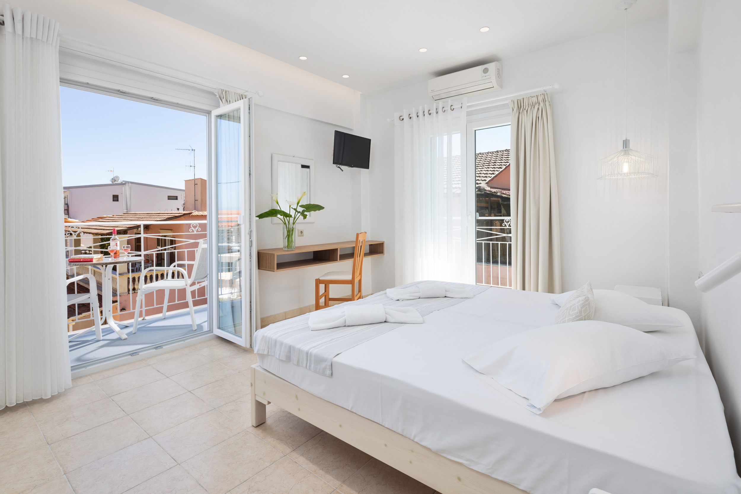 SUPERIOR TWIN/DOUBLE STUDIO WITH SEA VIEW