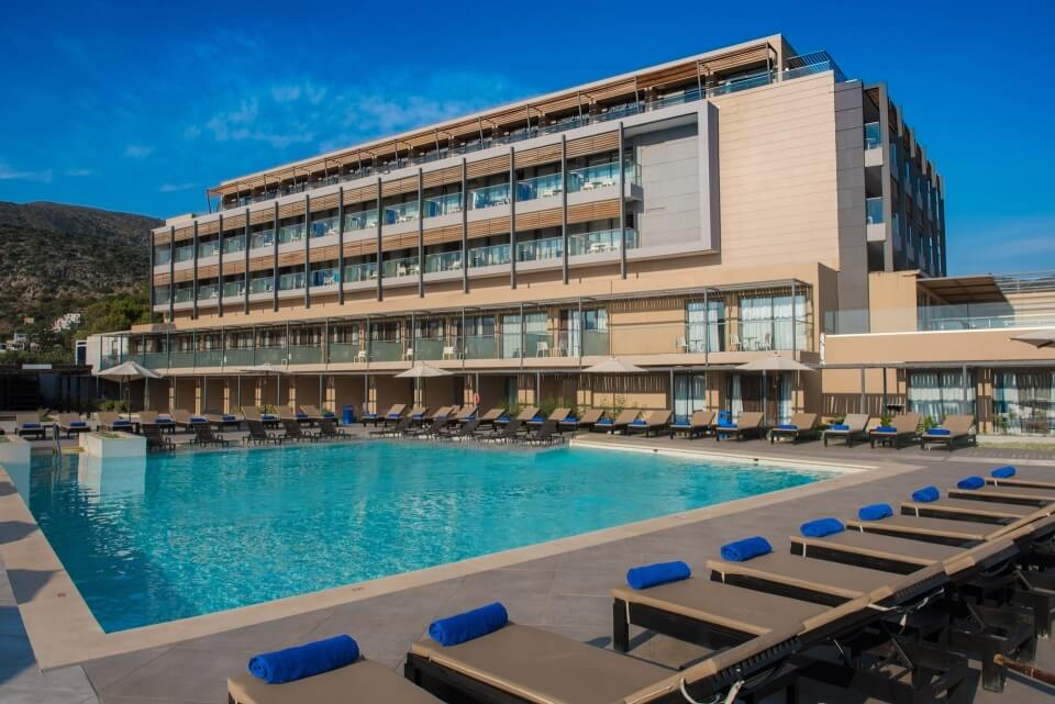 East-Swimming-Pool.jpg