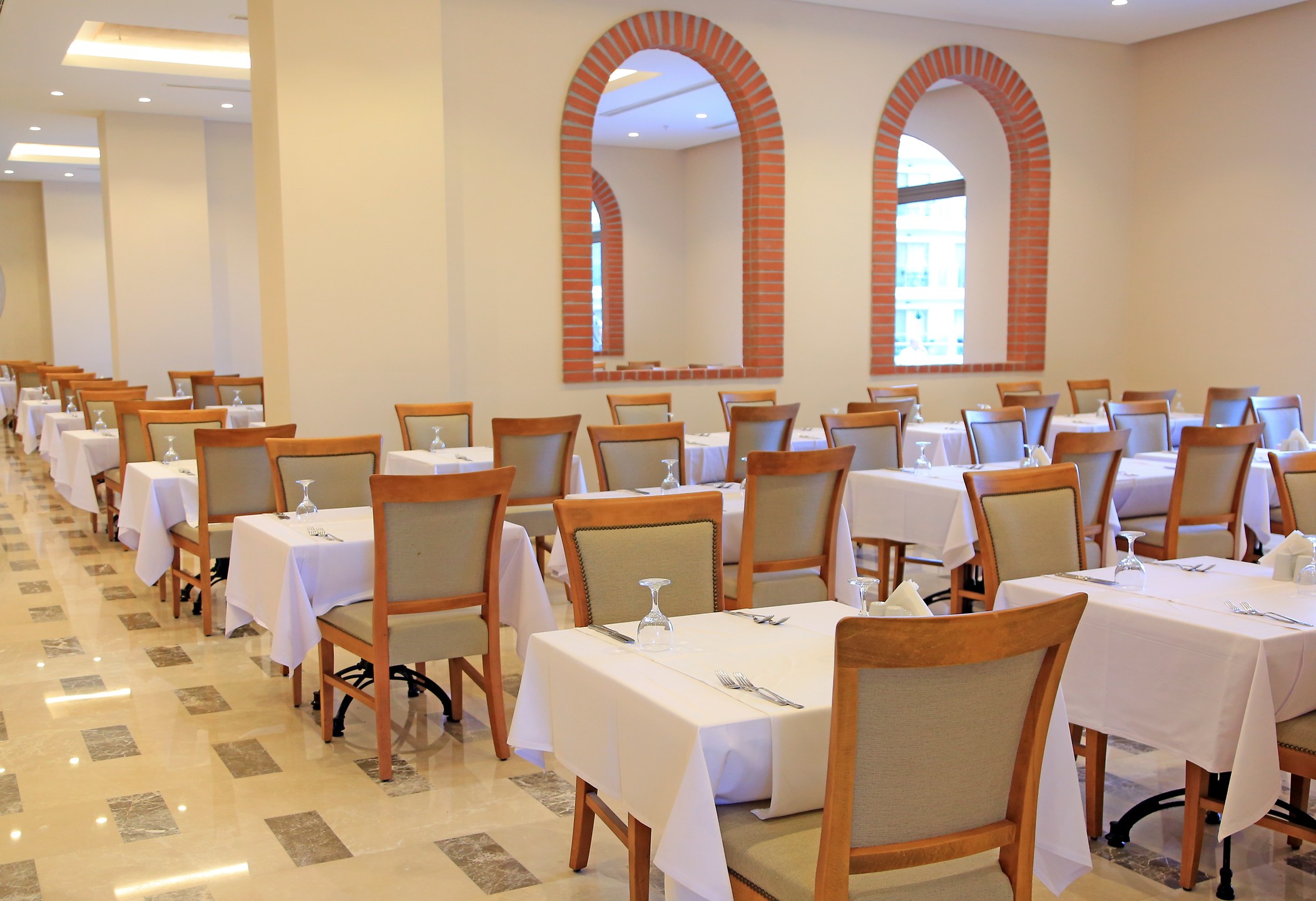 MAIN RESTORANT