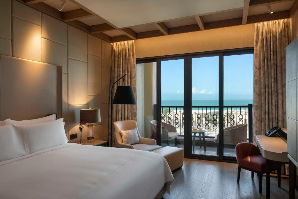 Two Bedroom Sea View Saadiyat Suite
