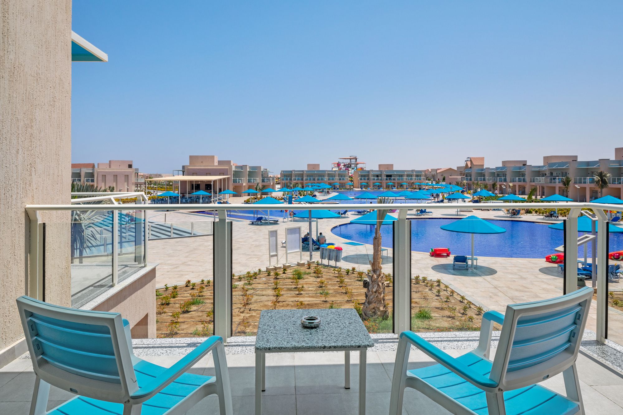 Deluxe Suite Pool View