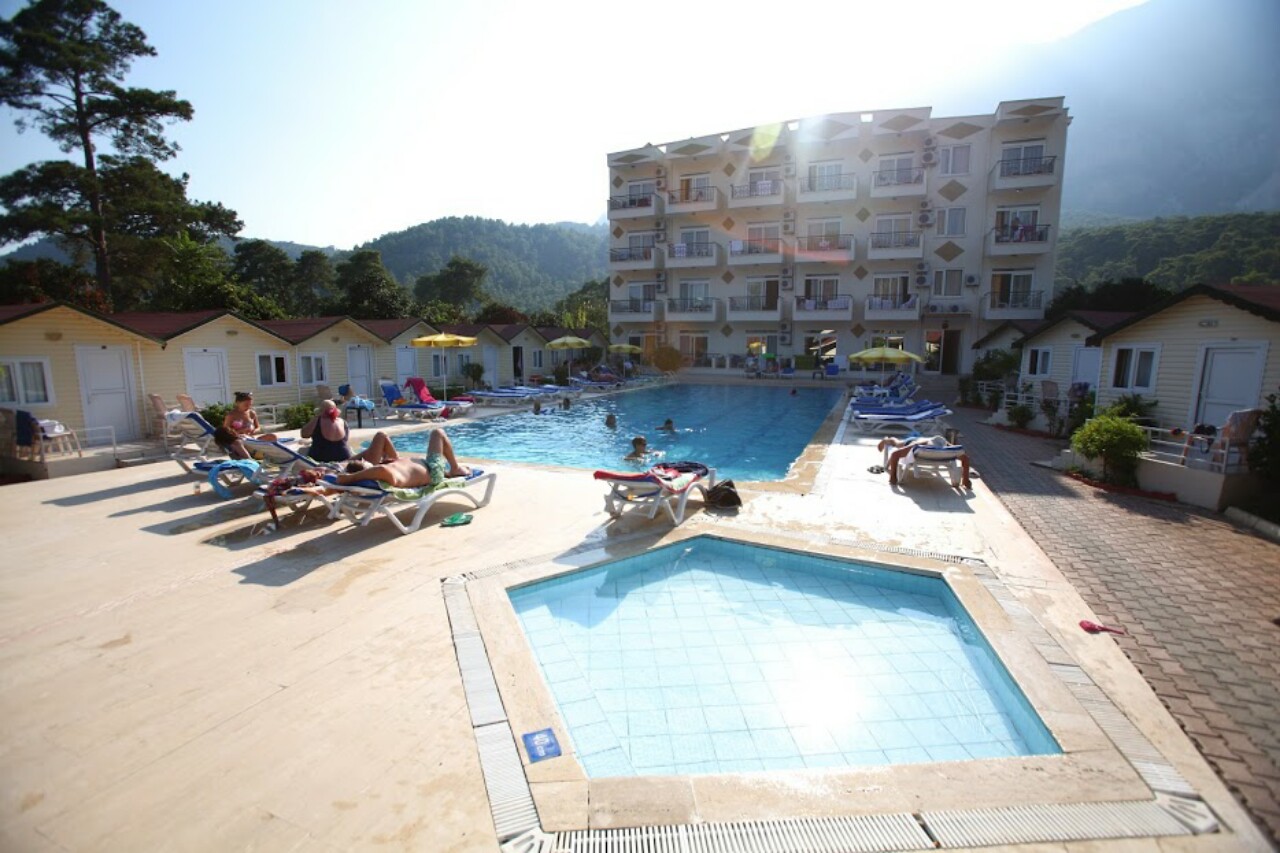 Piscina deschisă