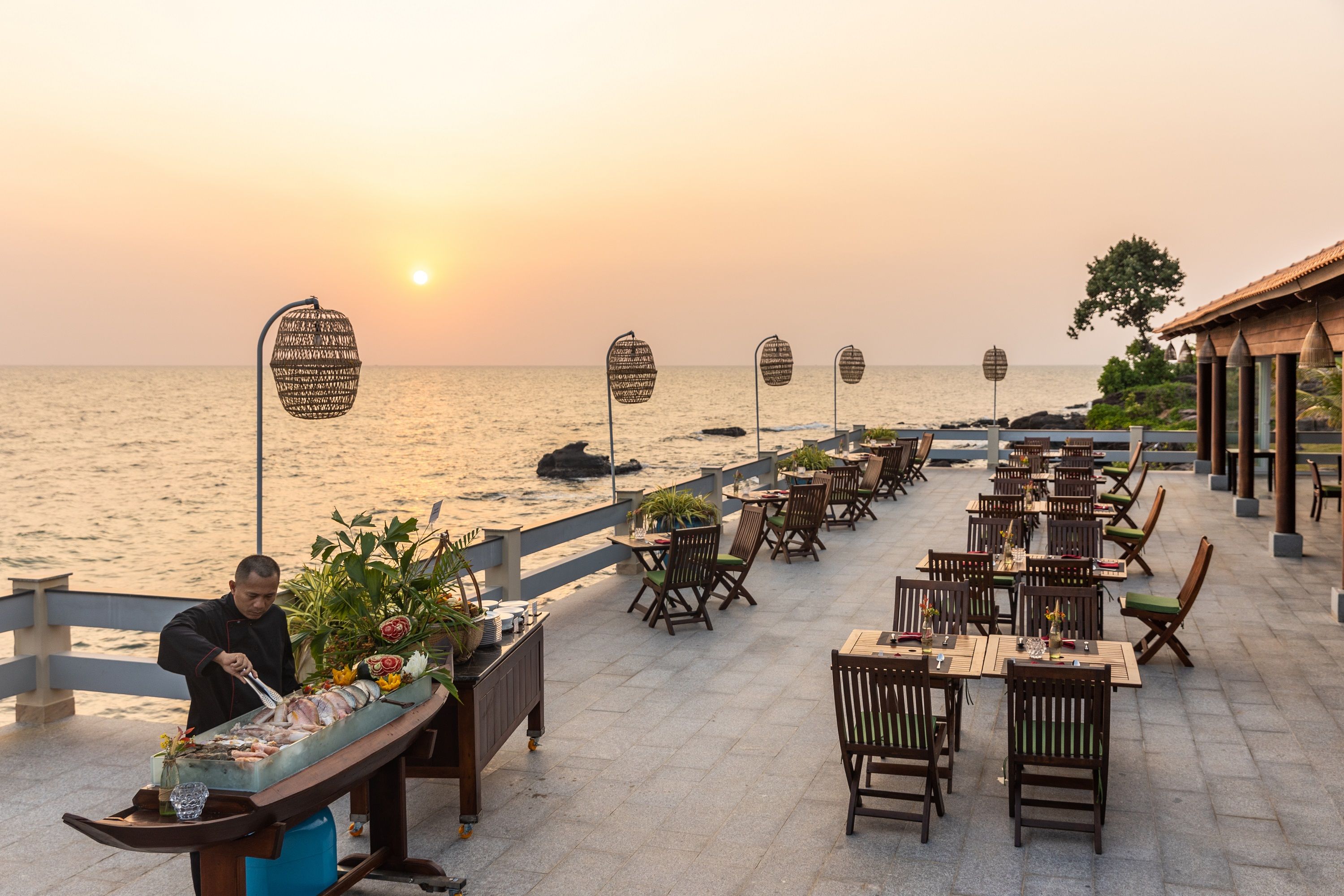 Sunset Restaurant 