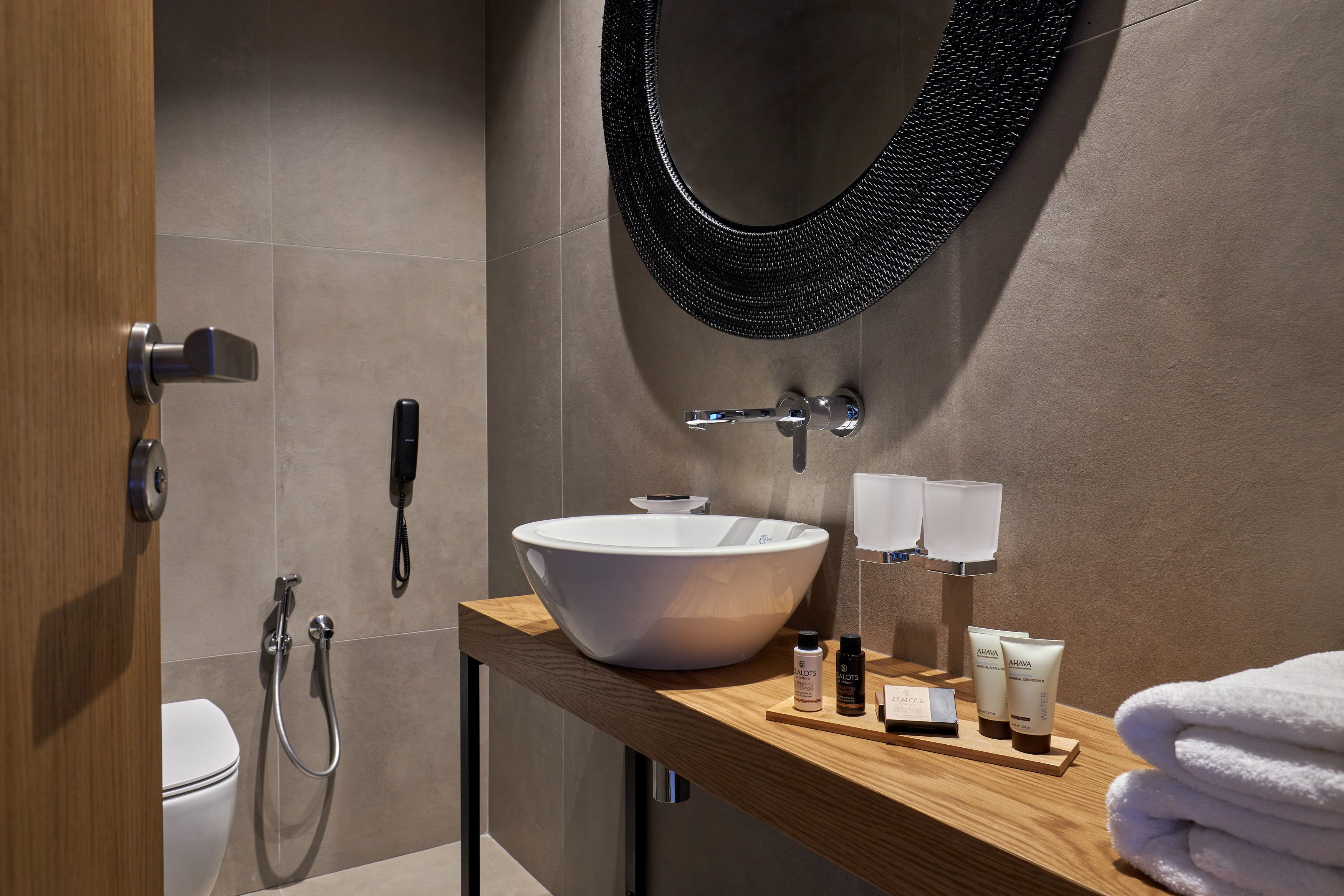 Black Pearl Maisonette Plunge Pool Sea View