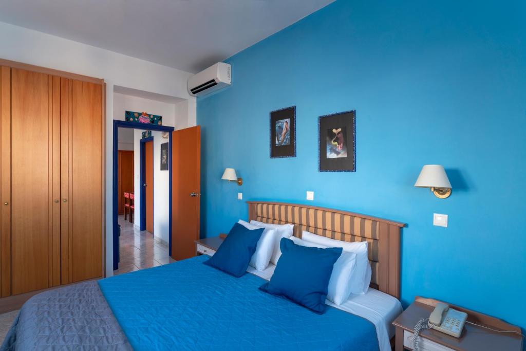 APARTMENT 1 BEDROOM BALCONY OR TERRACE 