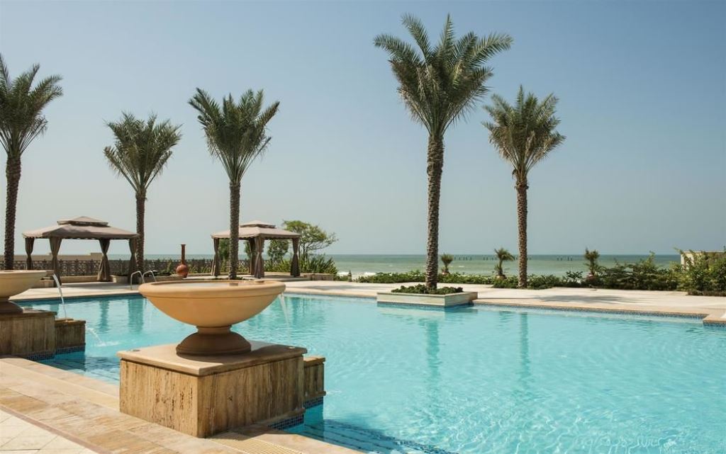 Piscina deschisă
