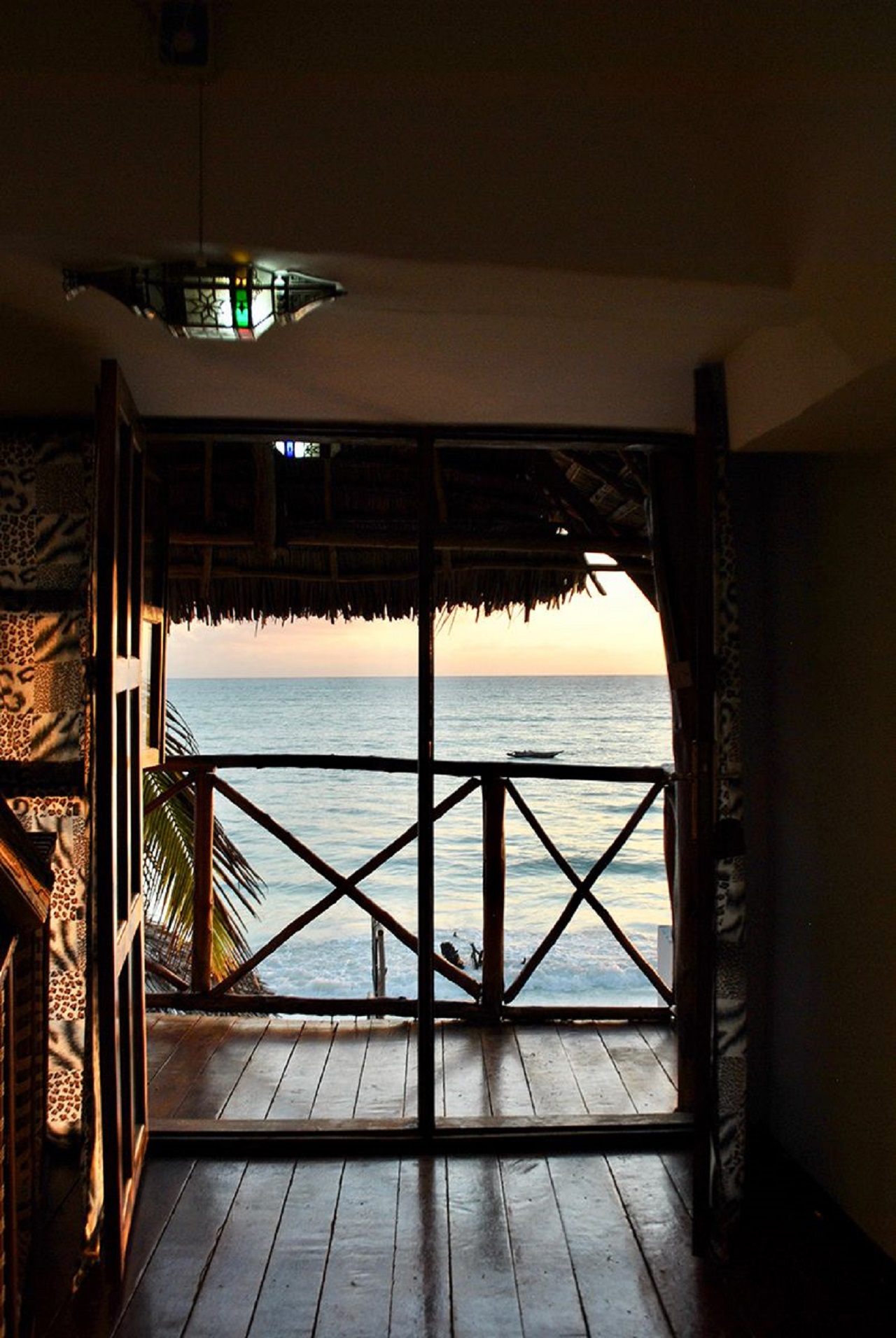 BUNGALOW SEA FRONT