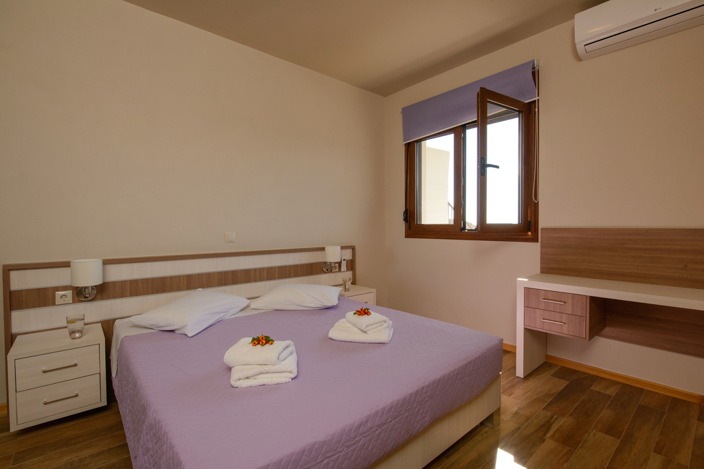 APARTMENT 1 BEDROOM 