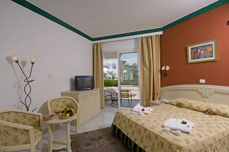 Standard room_b8c5c_lg.jpg