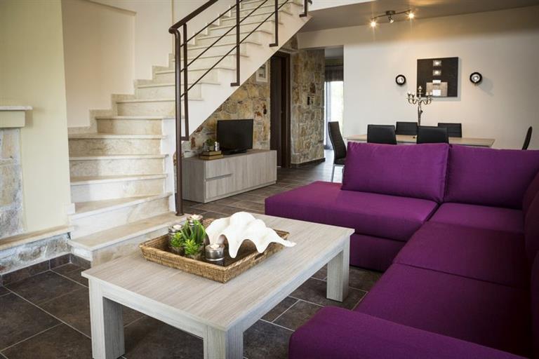 queen villa living room (Αντιγραφή).jpg