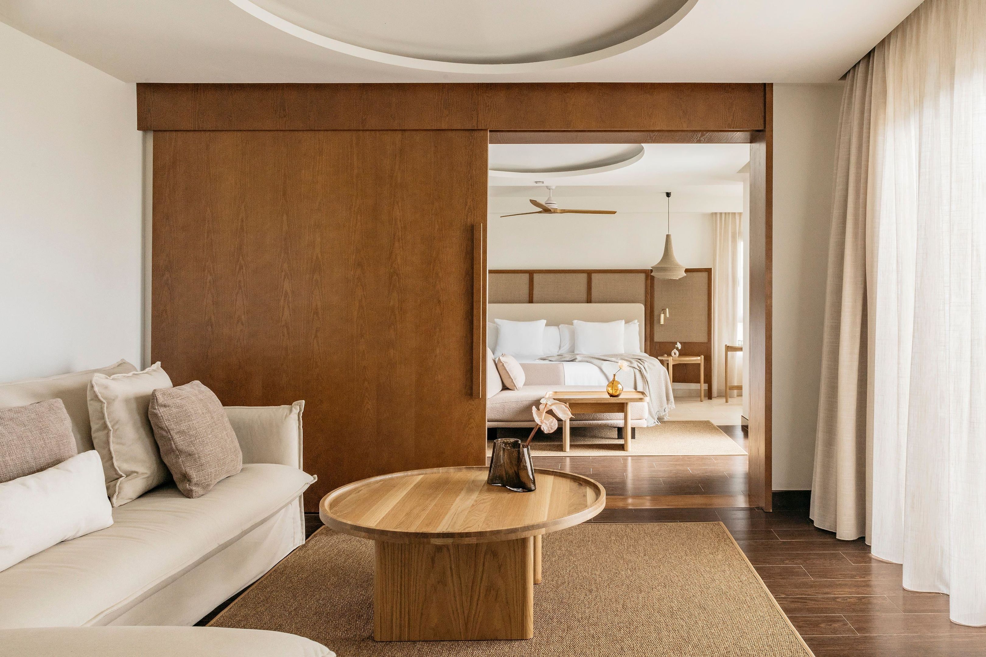 RED LEVEL - MASTER SUITE RESORT VIEW