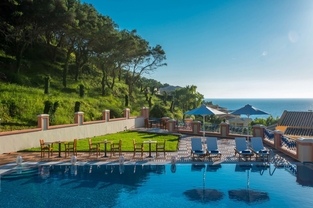 Piscina deschisă