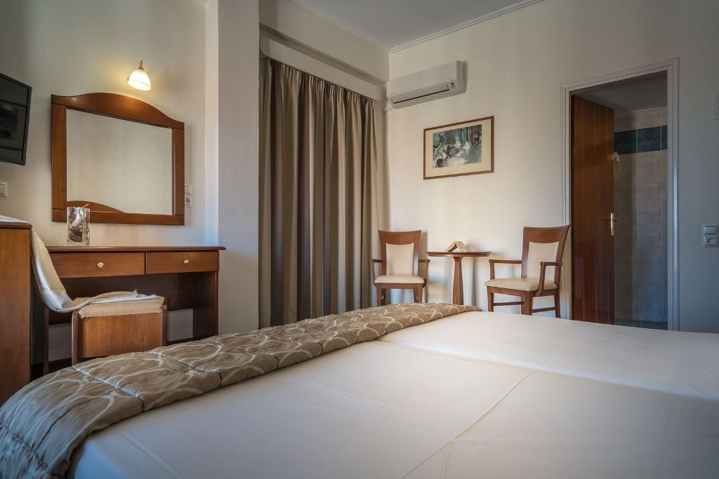 COMFORT TWIN OR DOUBLE ROOM