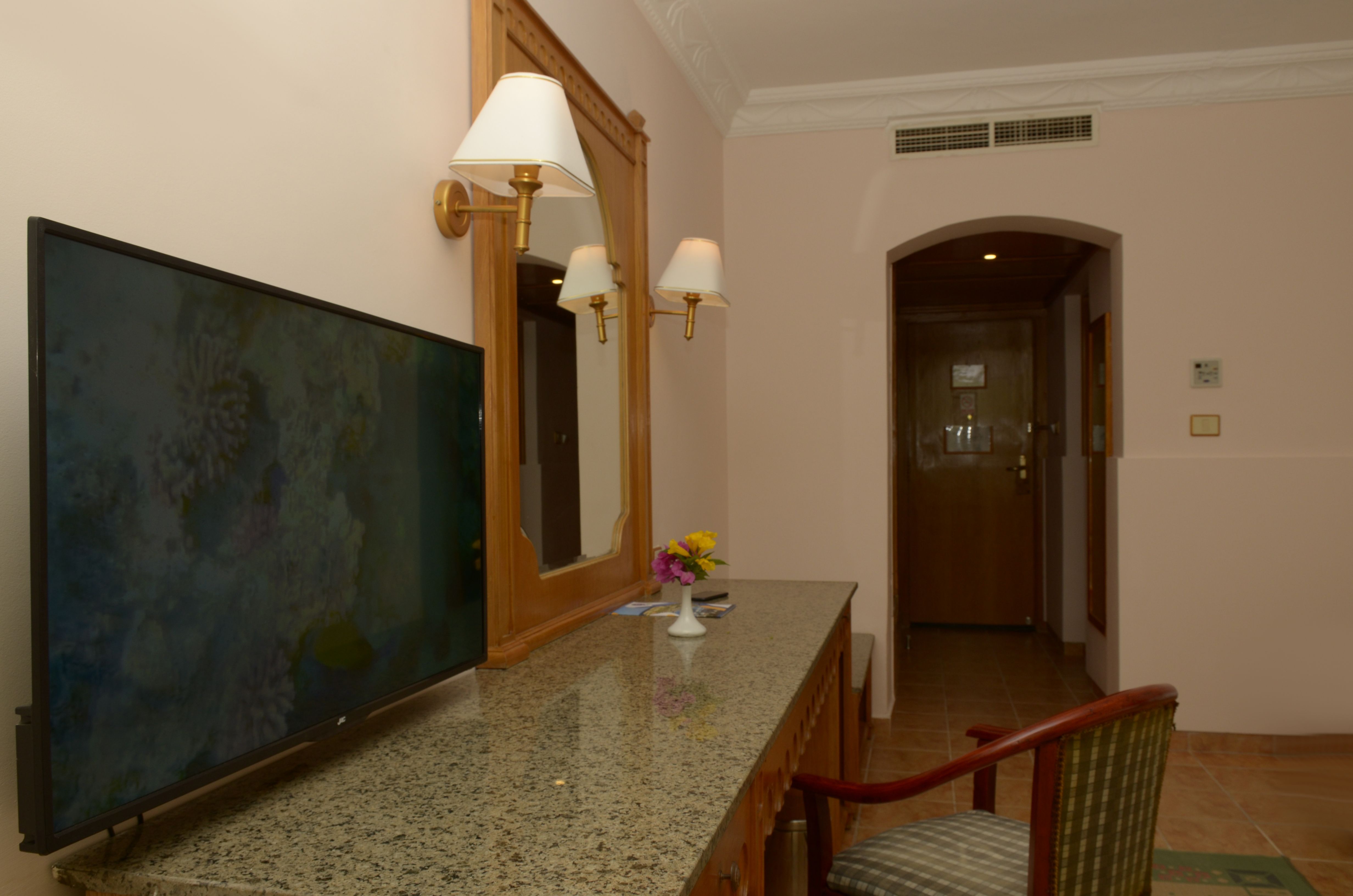 COMFORT BUNGALOW ROOM